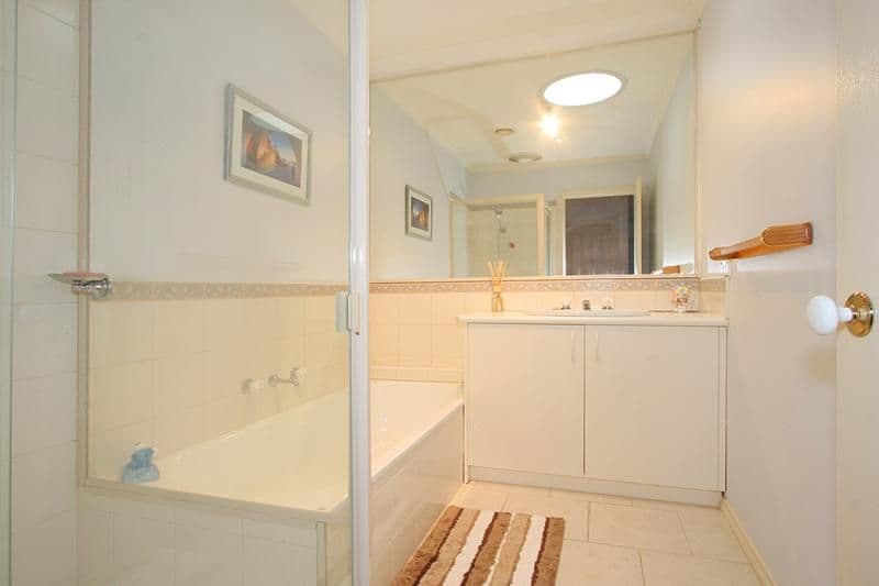 1-3 Shannon Avenue, FERNTREE GULLY VIC 3156, Ferntree Gully - Thumbnail 4