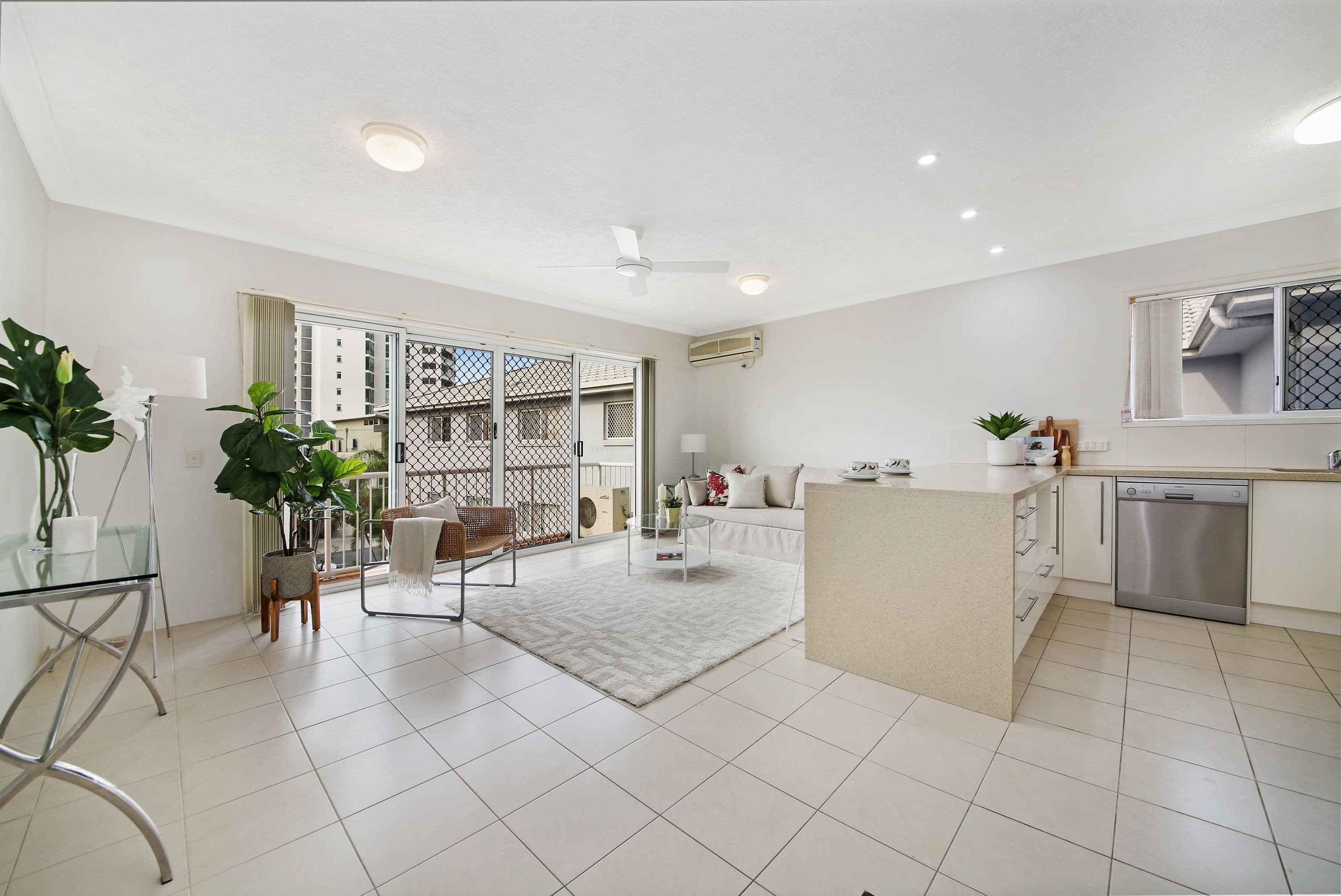 12 Whiting Street, Labrador QLD 4215, Labrador - Thumbnail 2