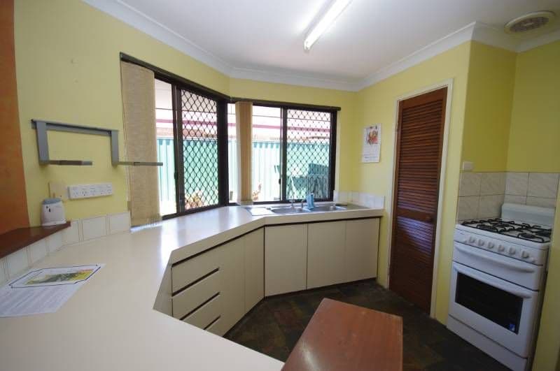 10 Galpini Place, MIRRABOOKA WA 6061, Mirrabooka - Thumbnail 5