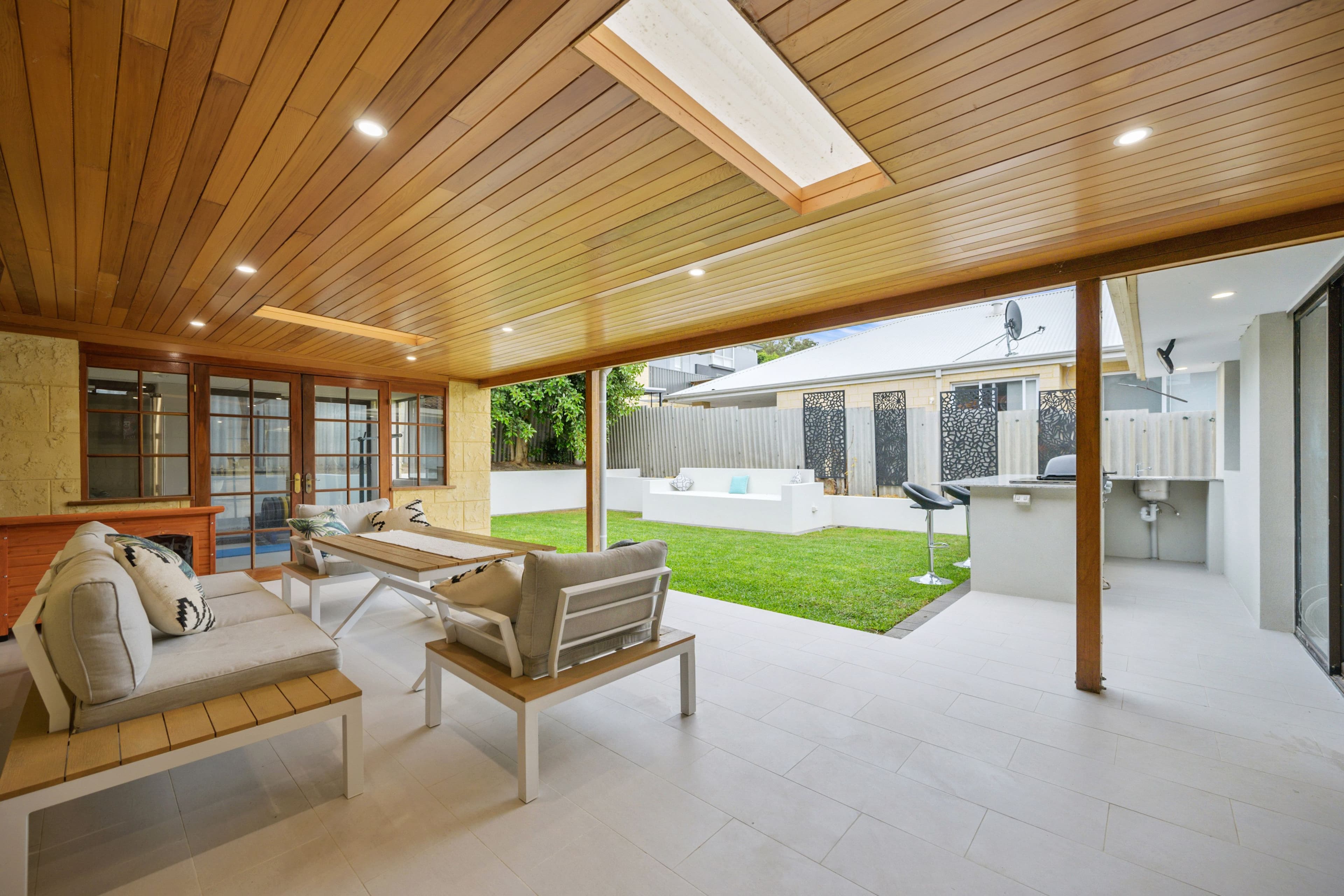 83 Goollelal Drive, Kingsley WA 6026, Kingsley - Thumbnail 2
