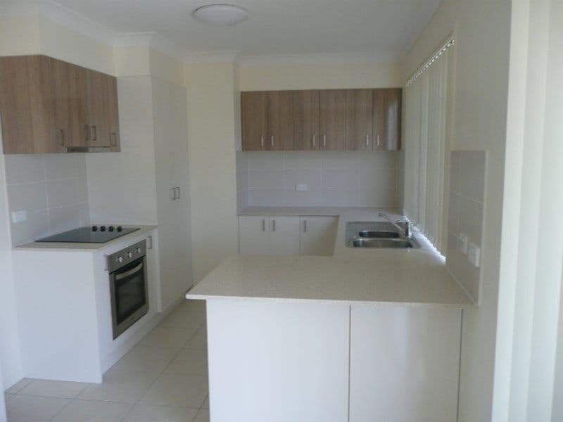 20 Finley Street, Gleneagle QLD 4285, Gleneagle - Thumbnail 3