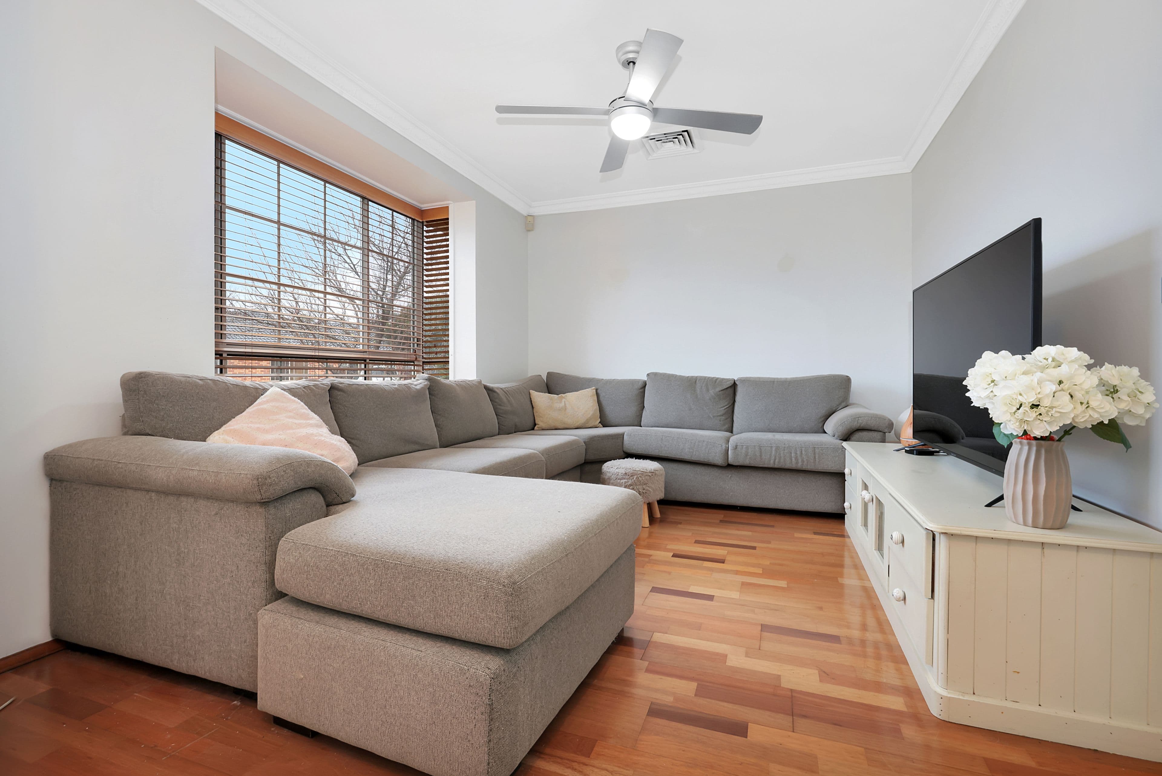10 Bluewren Close, Glenmore Park NSW 2745, Glenmore Park - Thumbnail 2