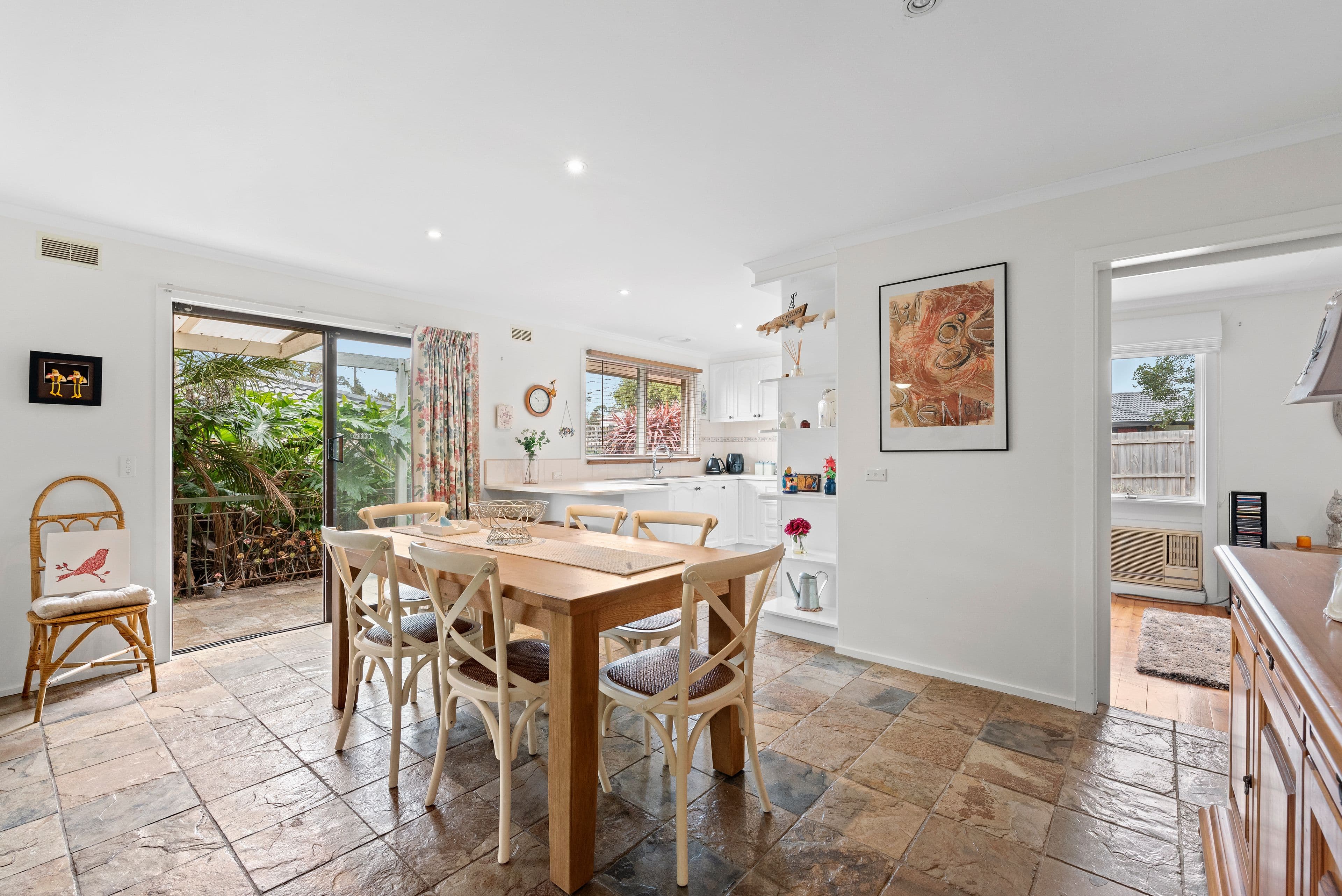 1 Caroben Avenue, Vermont VIC 3133, Vermont - Thumbnail 5