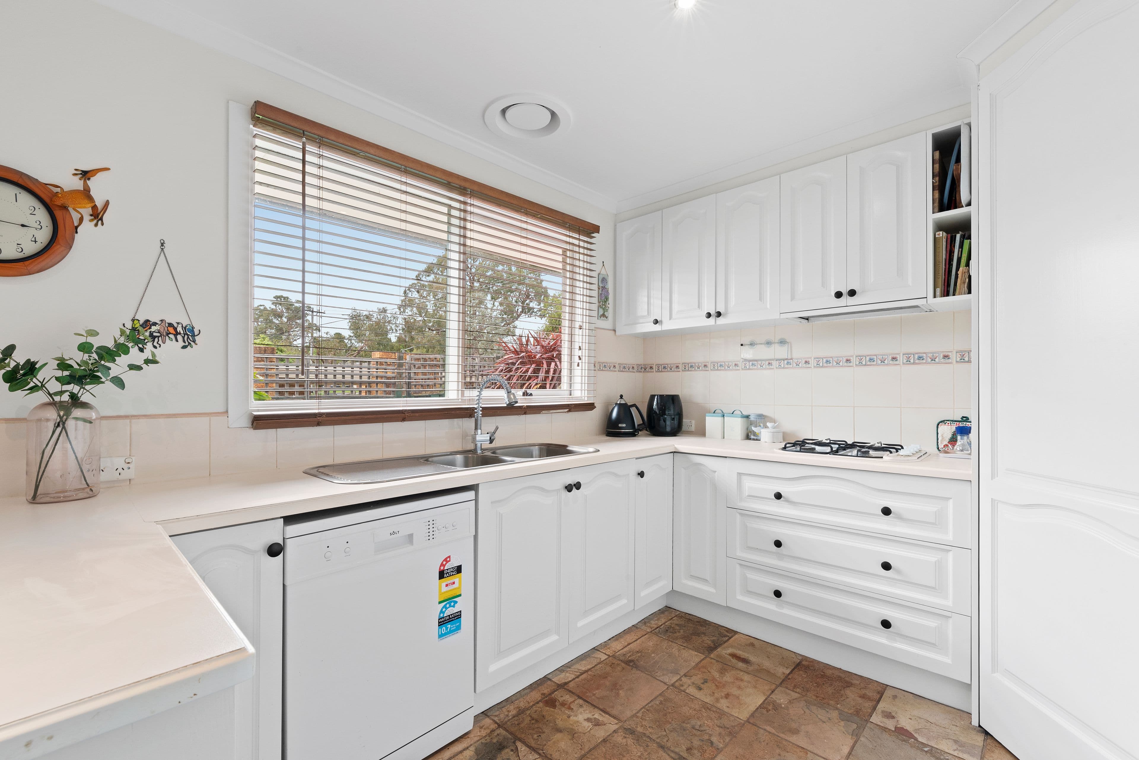 1 Caroben Avenue, Vermont VIC 3133, Vermont - Thumbnail 7
