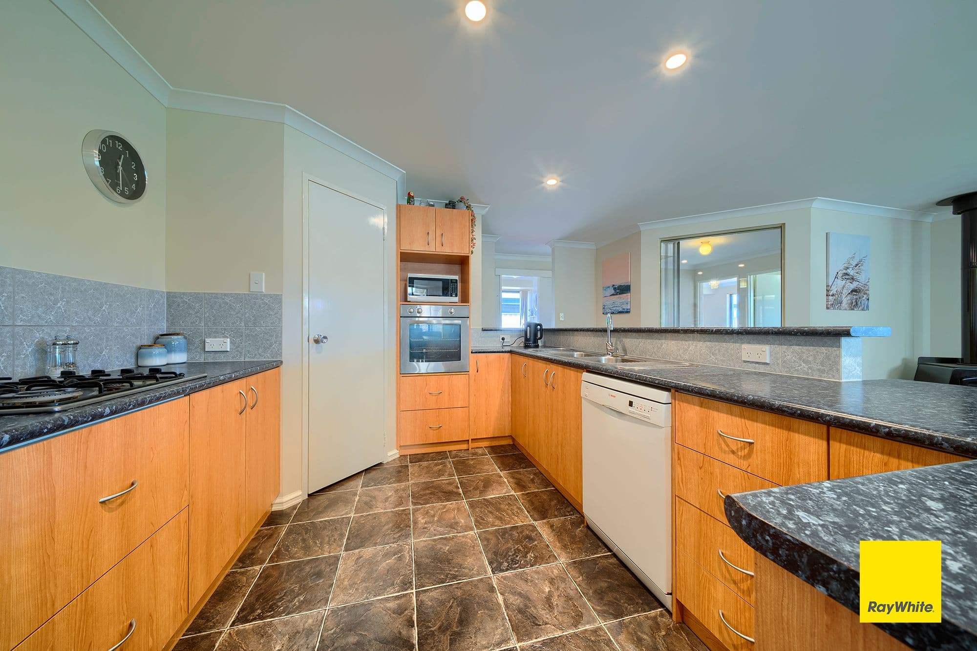 31 Scorpio Drive, McKail WA 6330, McKail - Thumbnail 4