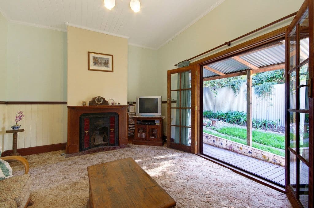 1 Dumbrell Road, BULLI NSW 2516, Bulli - Thumbnail 2