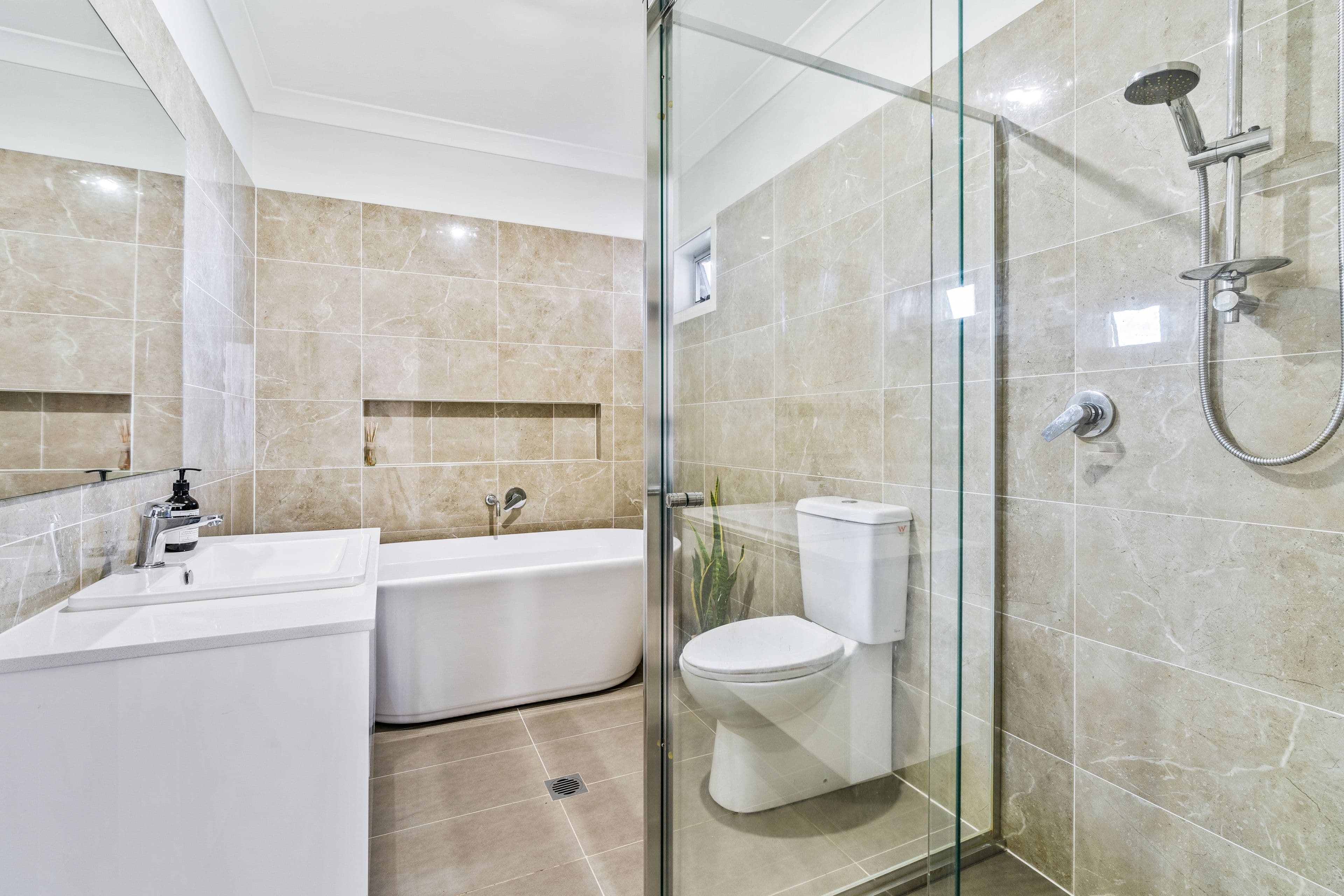 19 Cuthbert Street, Spring Farm NSW 2570, Spring Farm - Thumbnail 6