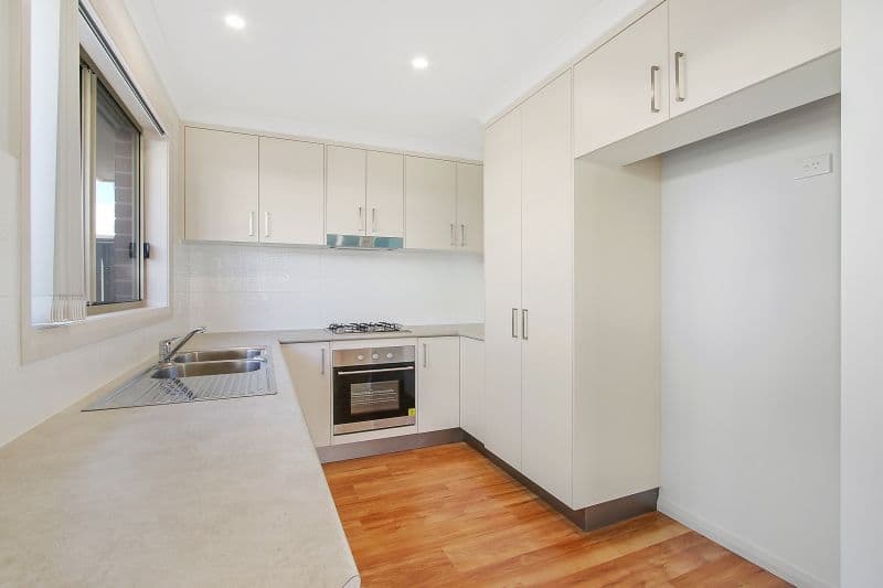 111 Stanton Drive, Thurgoona - Thumbnail 2