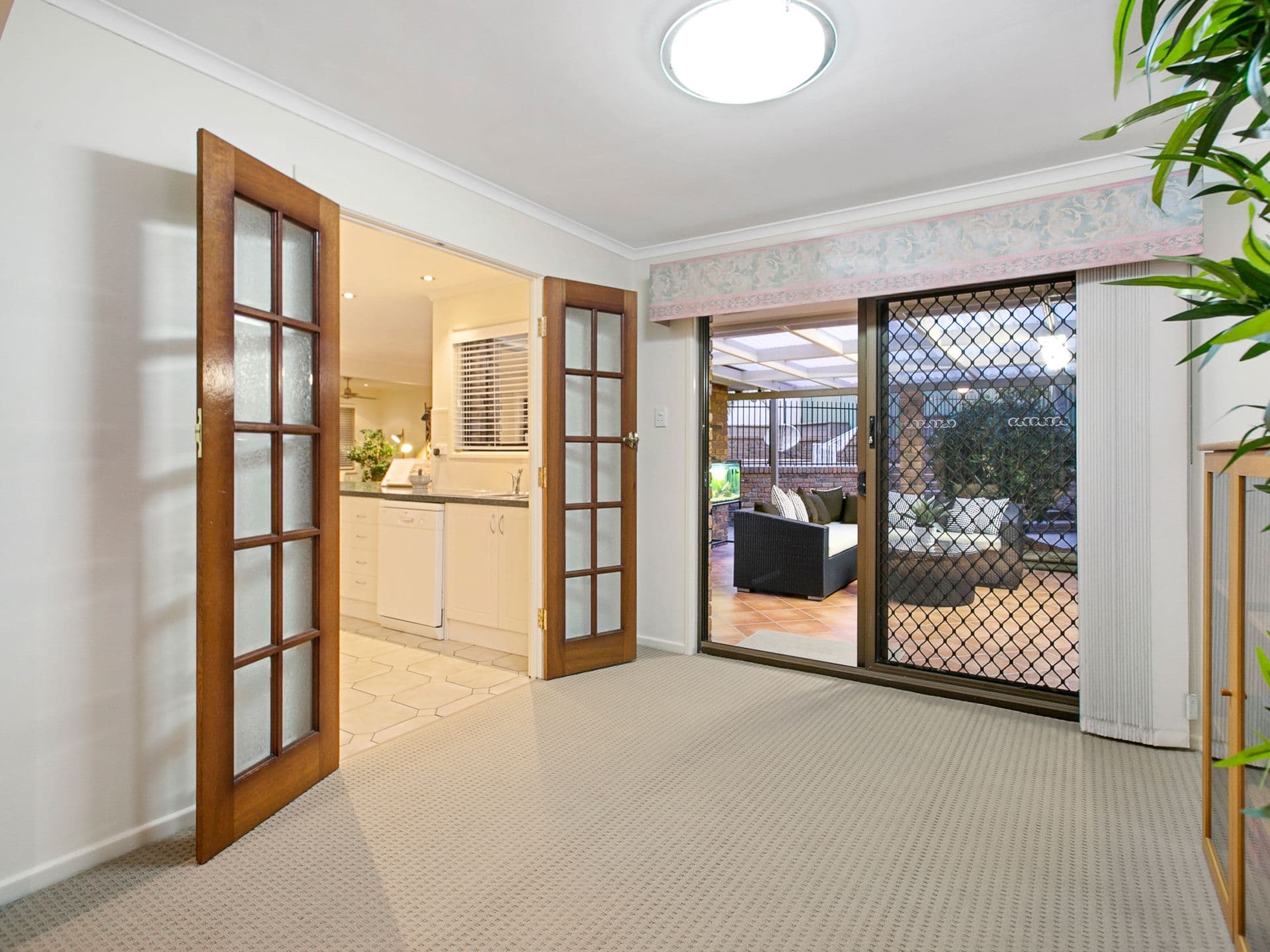 11 Leru Street, Mansfield QLD 4122, Mansfield - Thumbnail 8