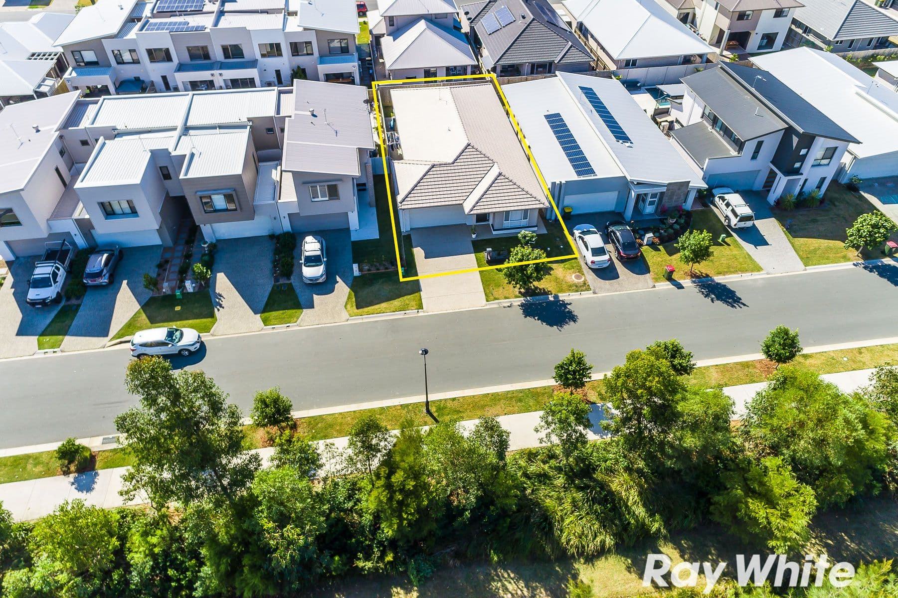 120 Spinnaker Boulevard, Newport QLD 4020, Newport - Image 1