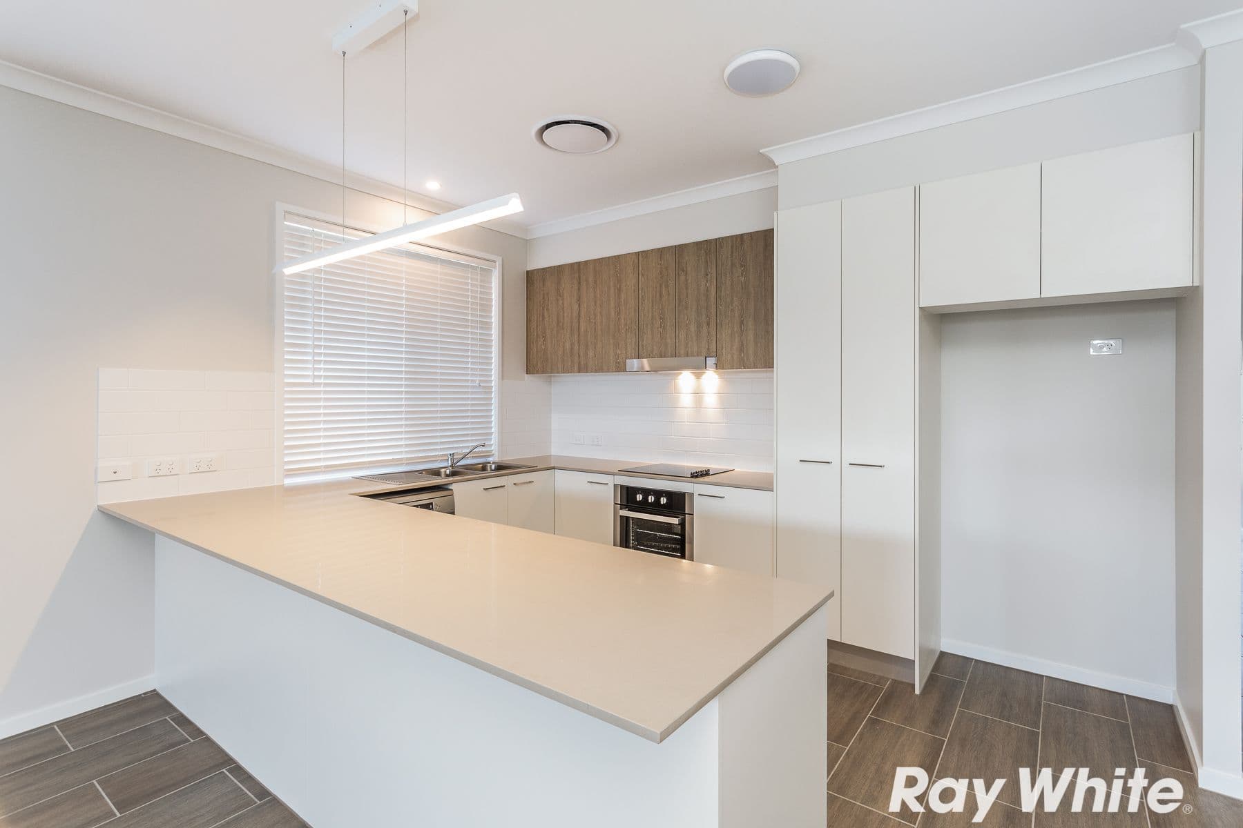 120 Spinnaker Boulevard, Newport QLD 4020, Newport - Thumbnail 4