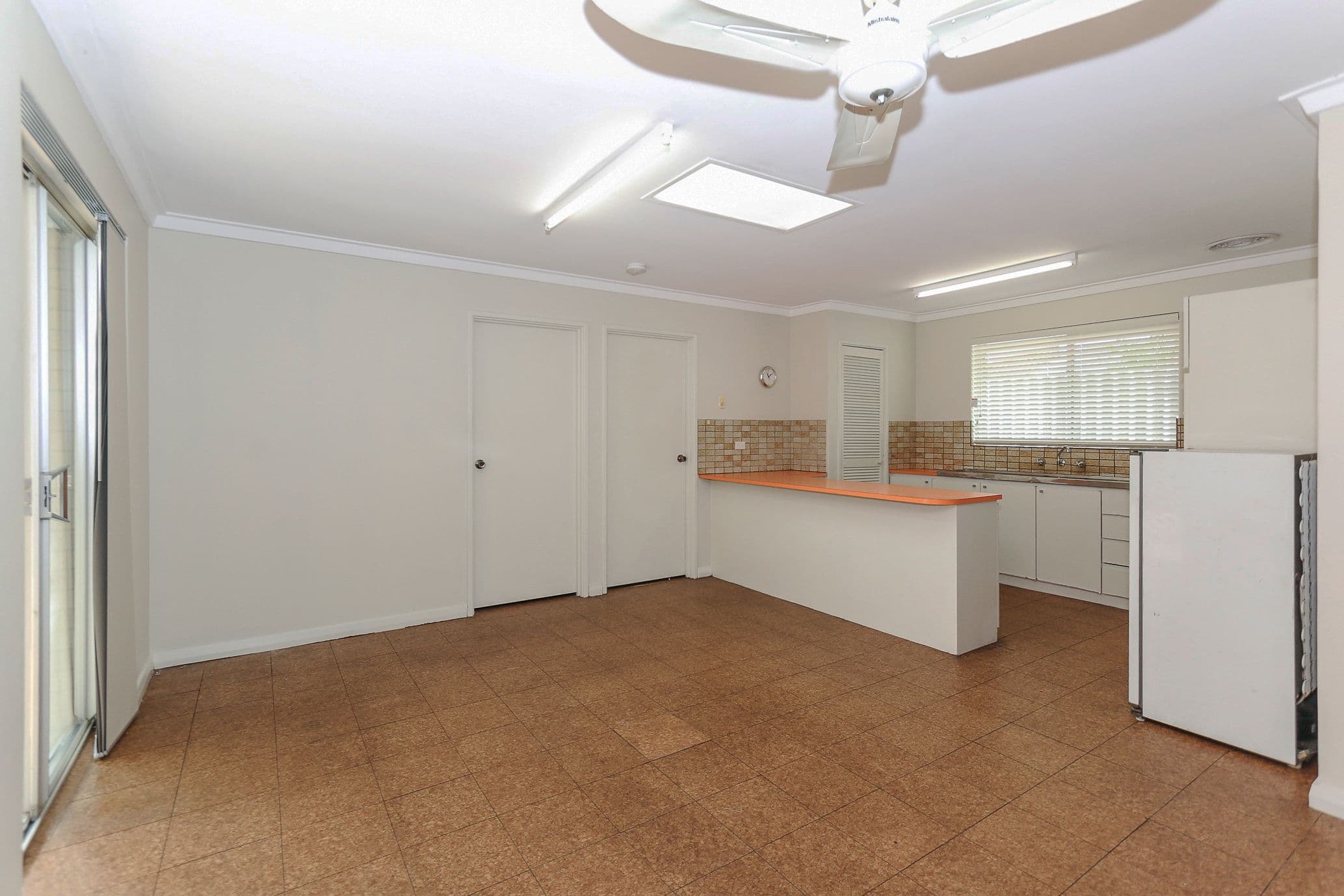 6 Regina Road, Kelmscott WA 6111, Kelmscott - Image 1