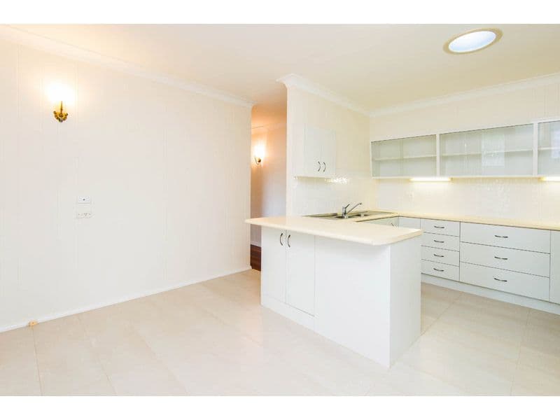 17 Blackpool Street, MOUNT GRAVATT EAST QLD 4122, Mount Gravatt East - Thumbnail 4