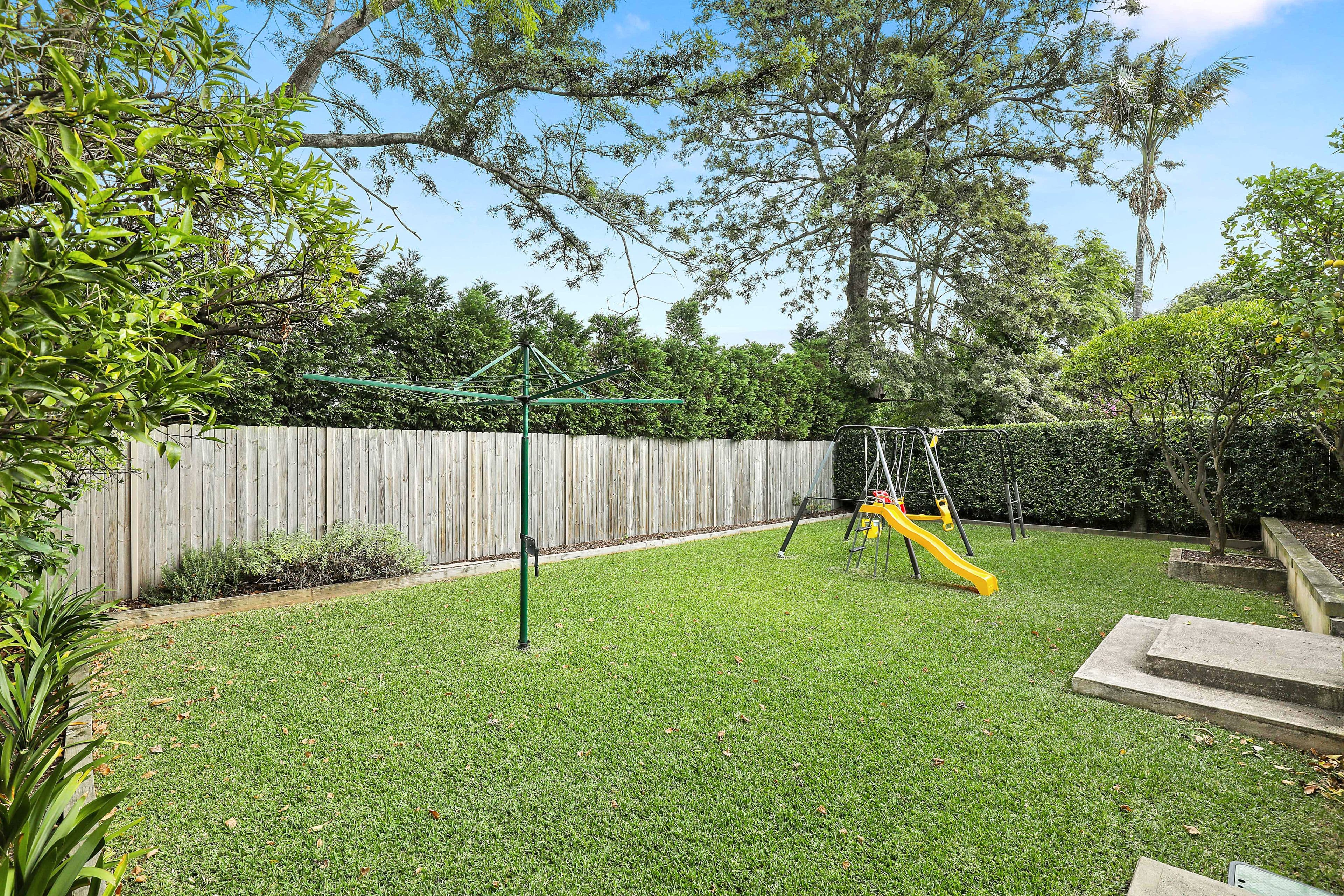 112 Mowbray Road, Willoughby - Thumbnail 2