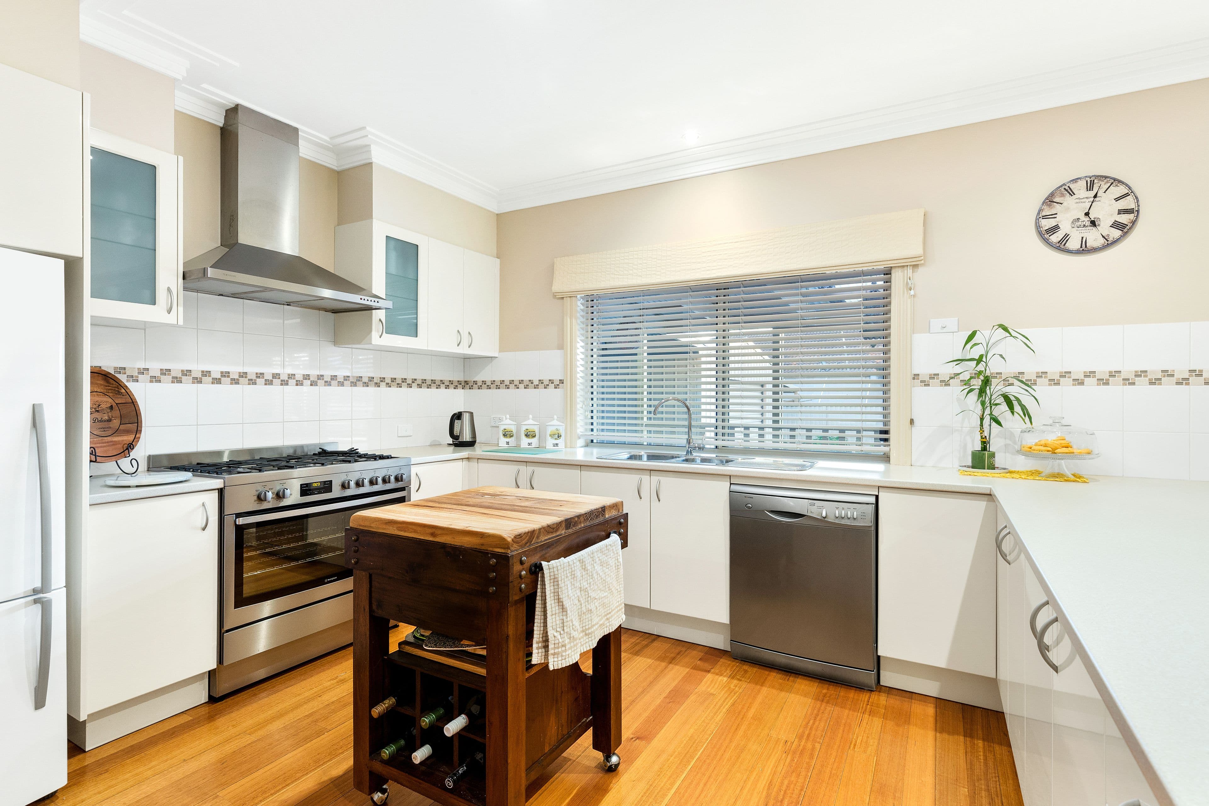 28 Flinders Chase, Pakenham VIC 3810, Pakenham - Thumbnail 5