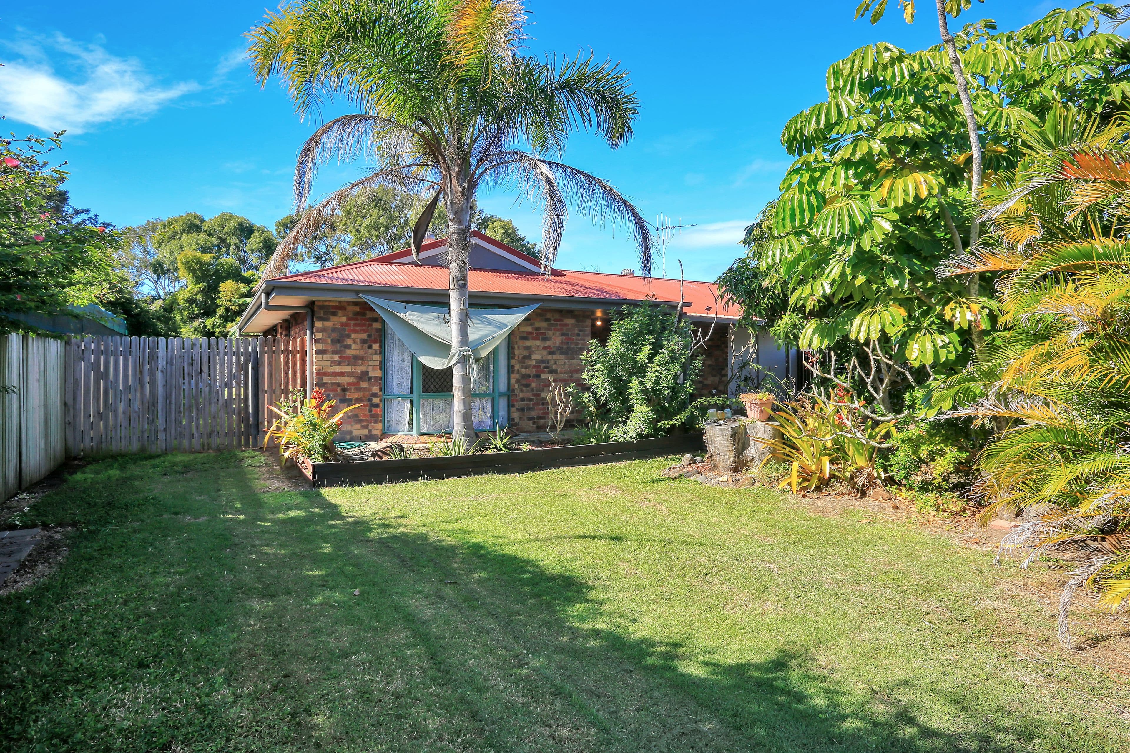 46 Ocean Street, Burnett Heads QLD 4670, Burnett Heads - Thumbnail 2