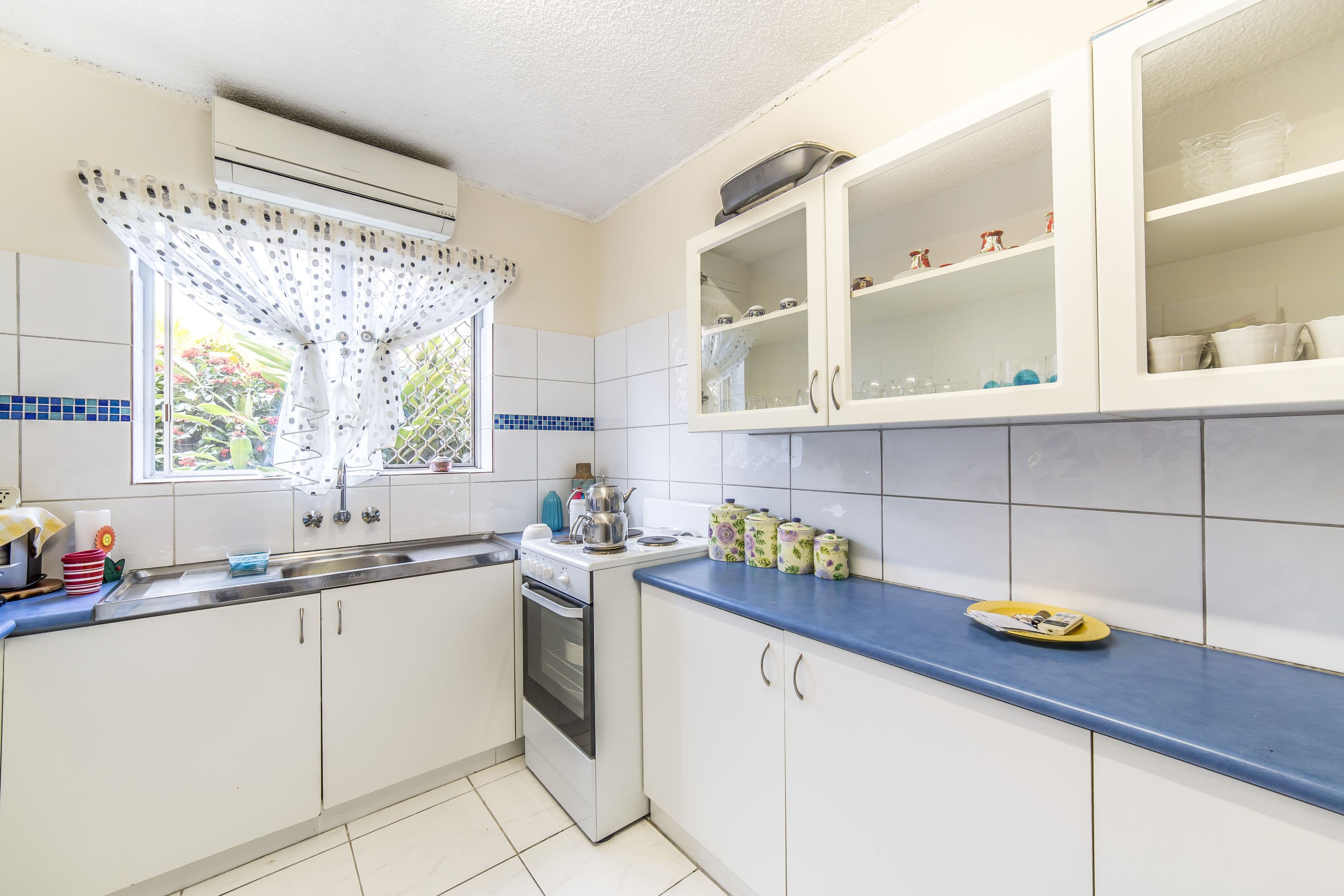 31 Frank Street, Labrador QLD 4215, Labrador - Thumbnail 6