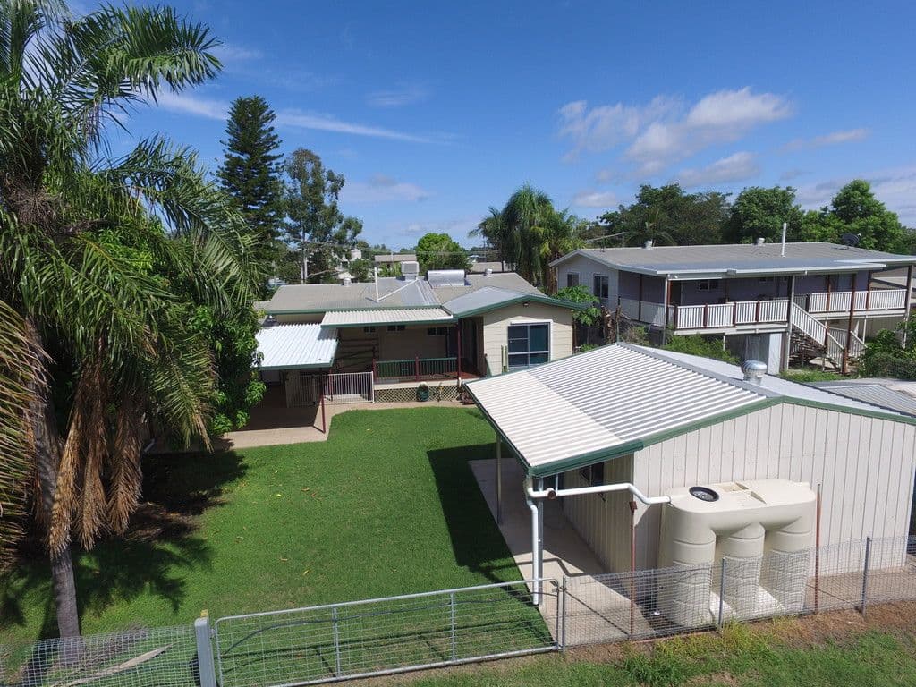 18 Sunflower Place, Emerald QLD 4720, Emerald - Thumbnail 2