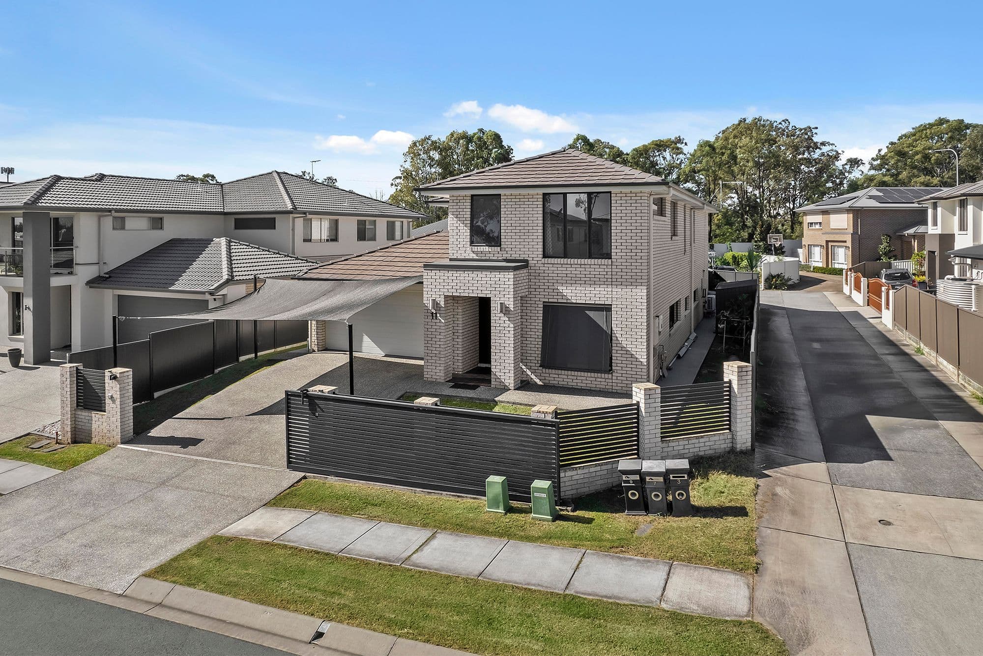 11 Leong Street, Bridgeman Downs QLD 4035, Bridgeman Downs - Image 1