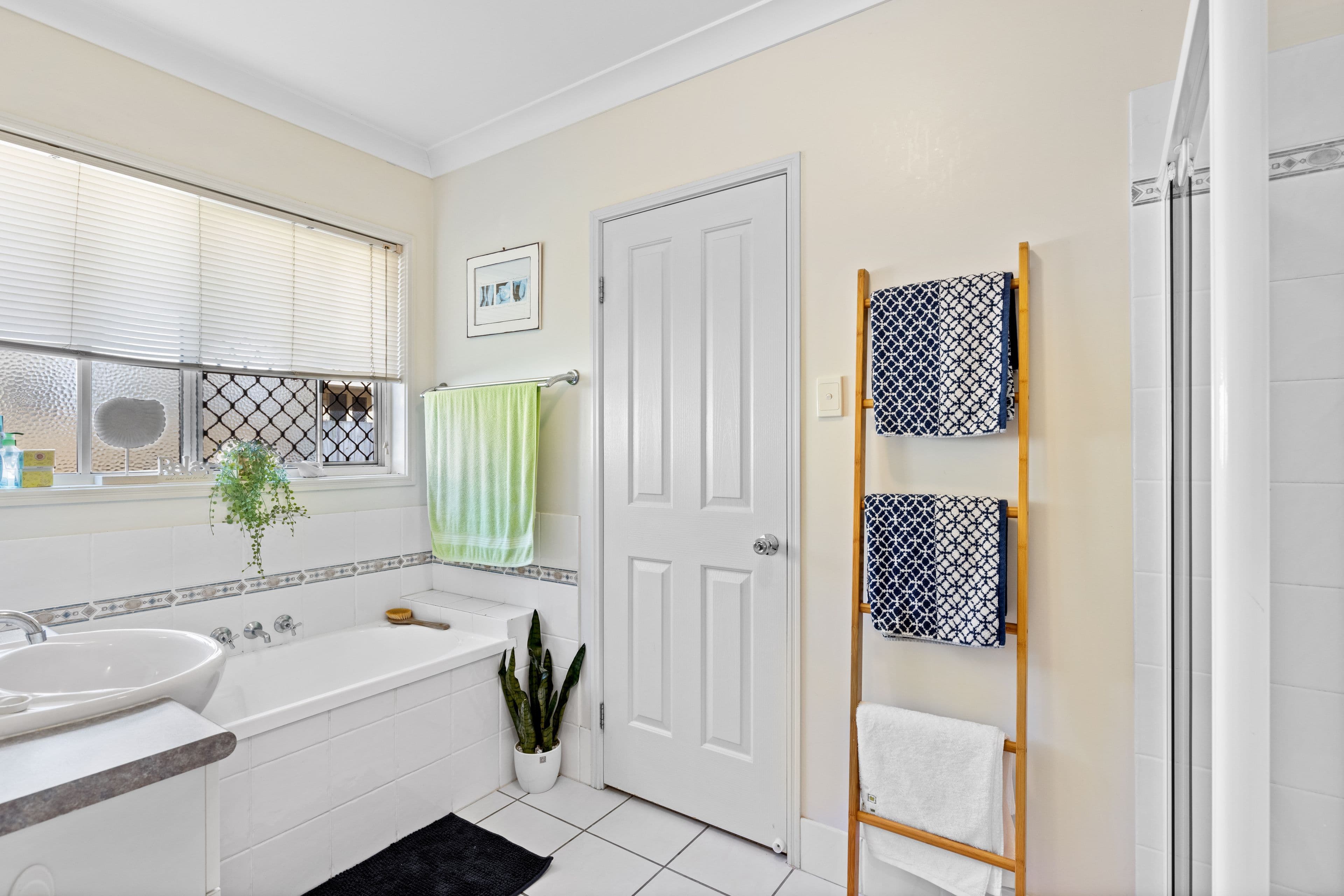 12 Trinity Crescent, Sippy Downs QLD 4556, Sippy Downs - Thumbnail 8