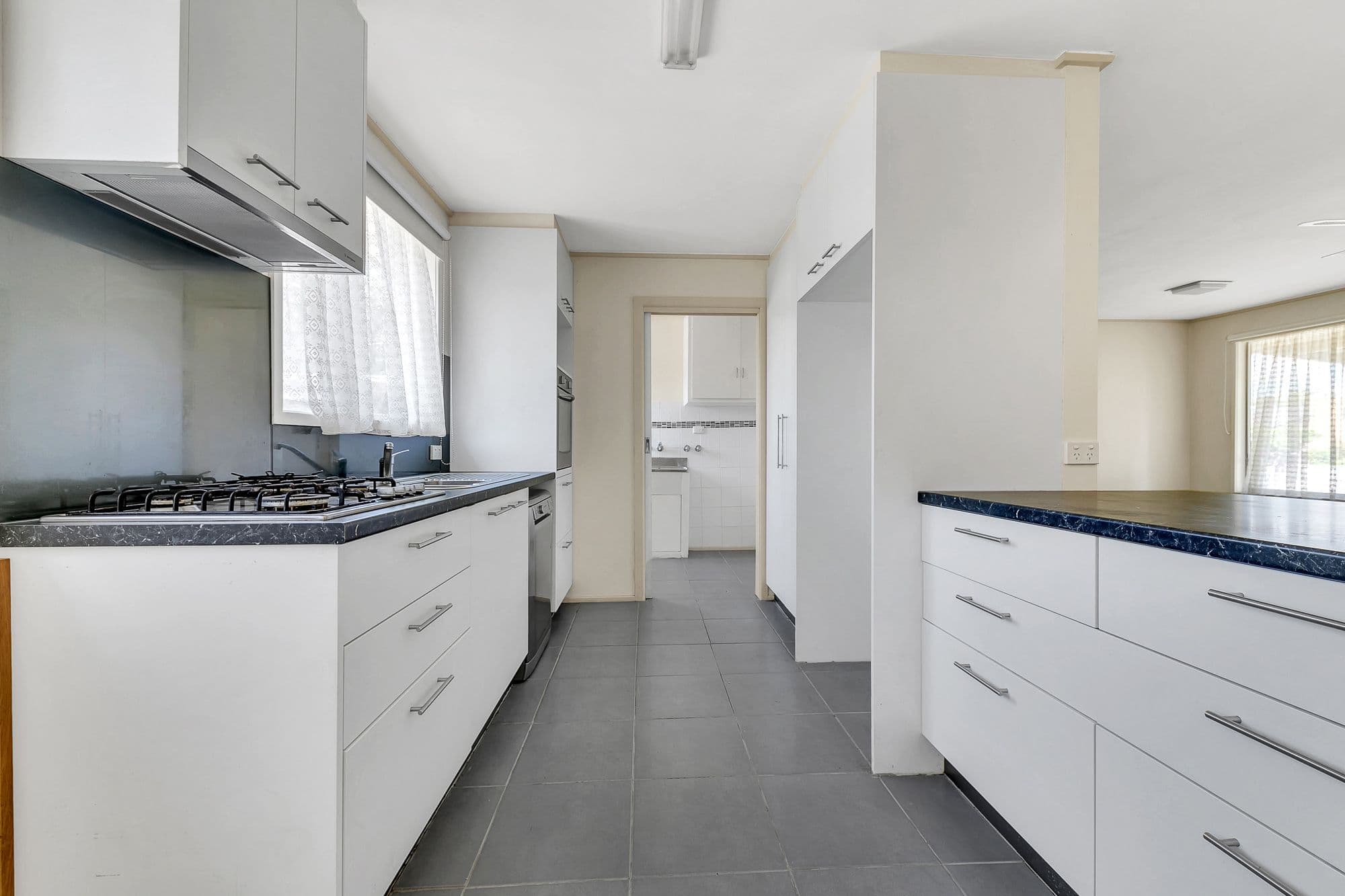 43 Andrew Street, Newcomb VIC 3219, Newcomb - Thumbnail 3