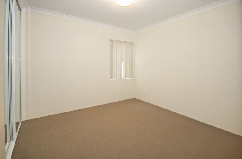 8a Mildmay Street, BALGA WA 6061, Balga - Thumbnail 6