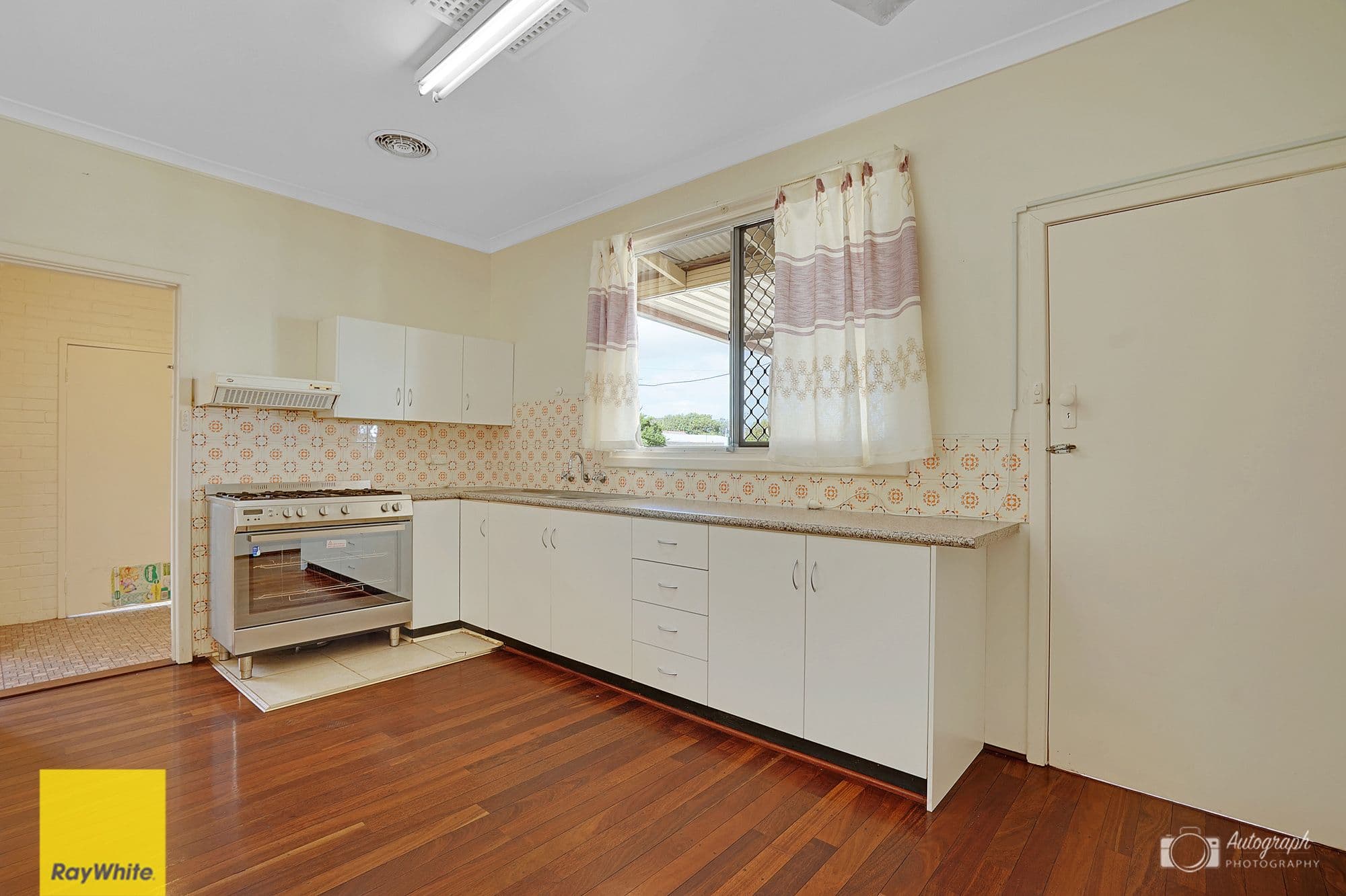 14 Ringmer Way, Westminster WA 6061, Westminster - Thumbnail 4