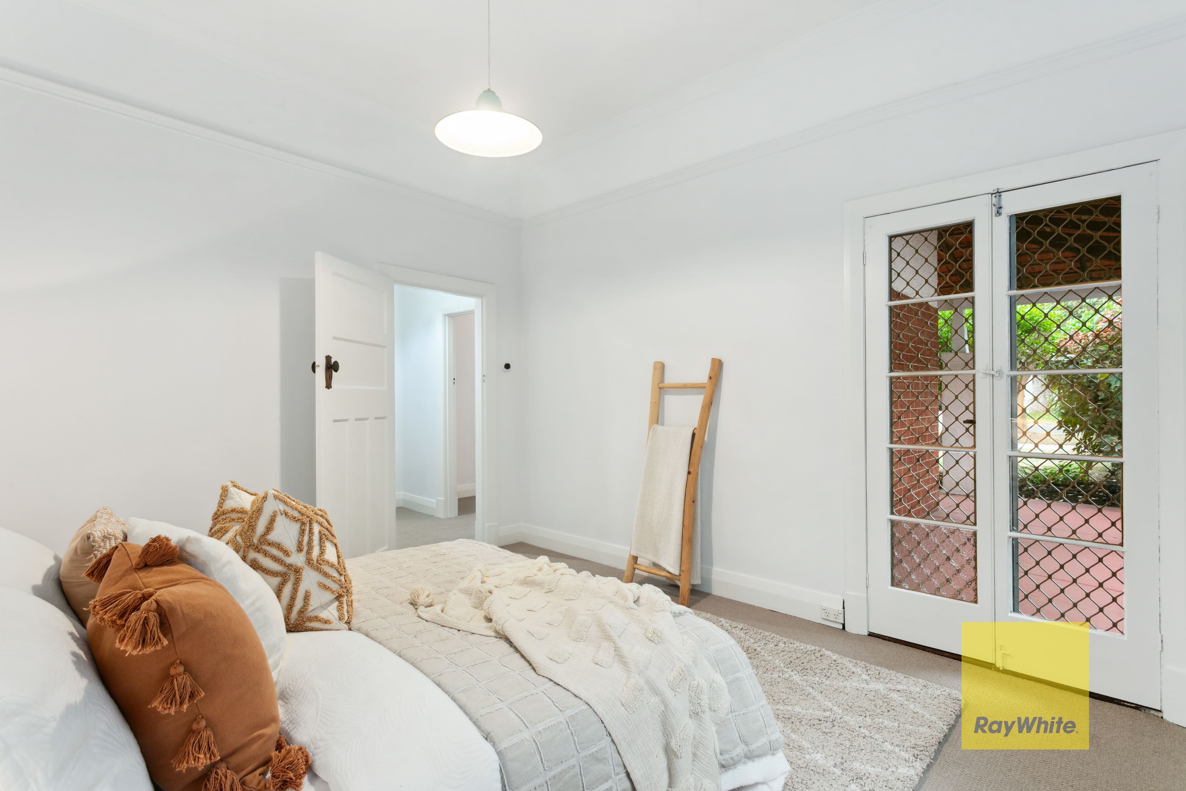 46 Kanimbla Road, Nedlands WA 6009, Nedlands - Thumbnail 8