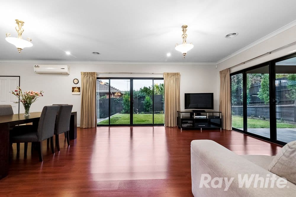 16 Coronation Street, Mount Waverley VIC 3149, Mount Waverley - Thumbnail 4