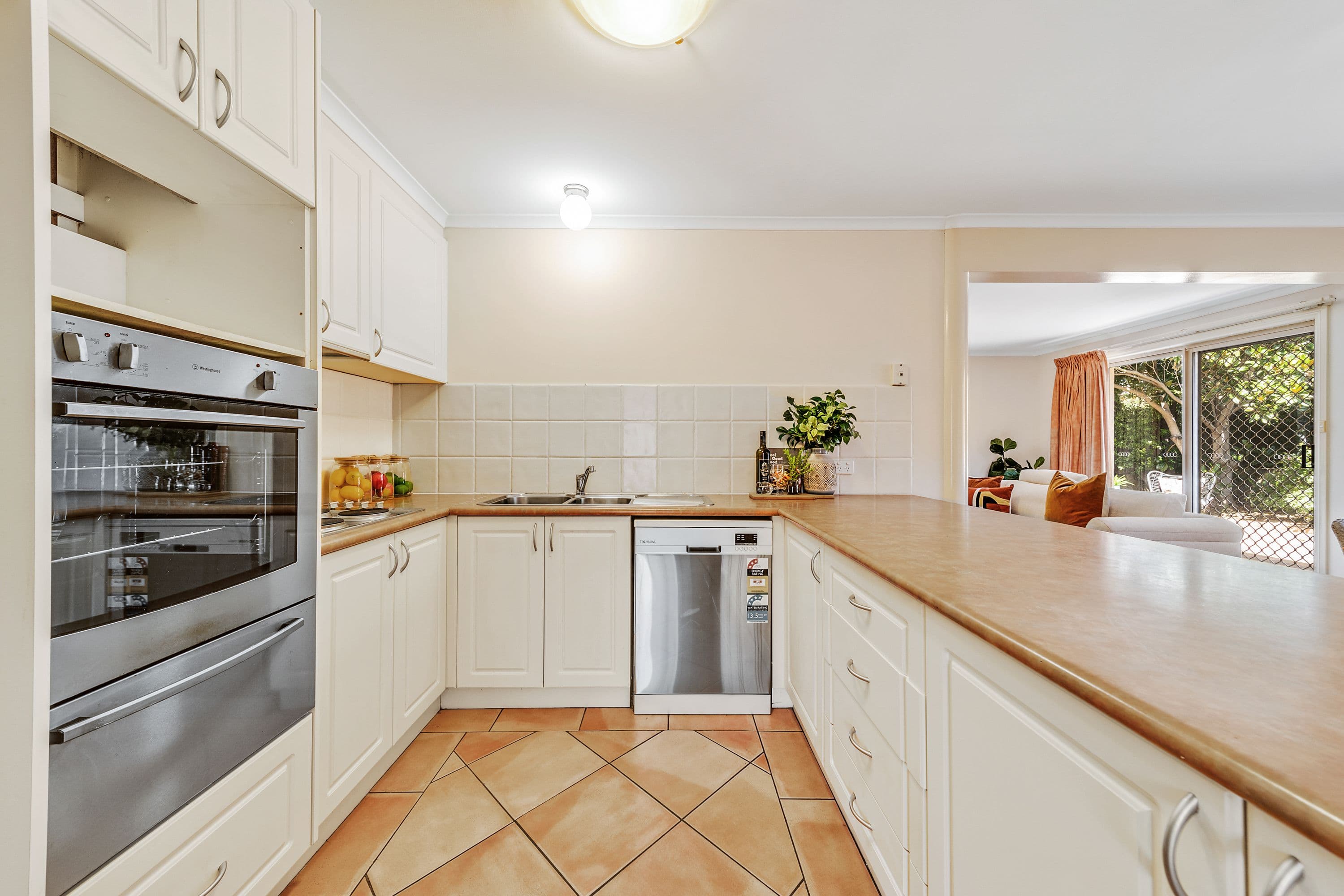 19 Burrumarra Avenue, Ngunnawal ACT 2913, Ngunnawal - Thumbnail 8