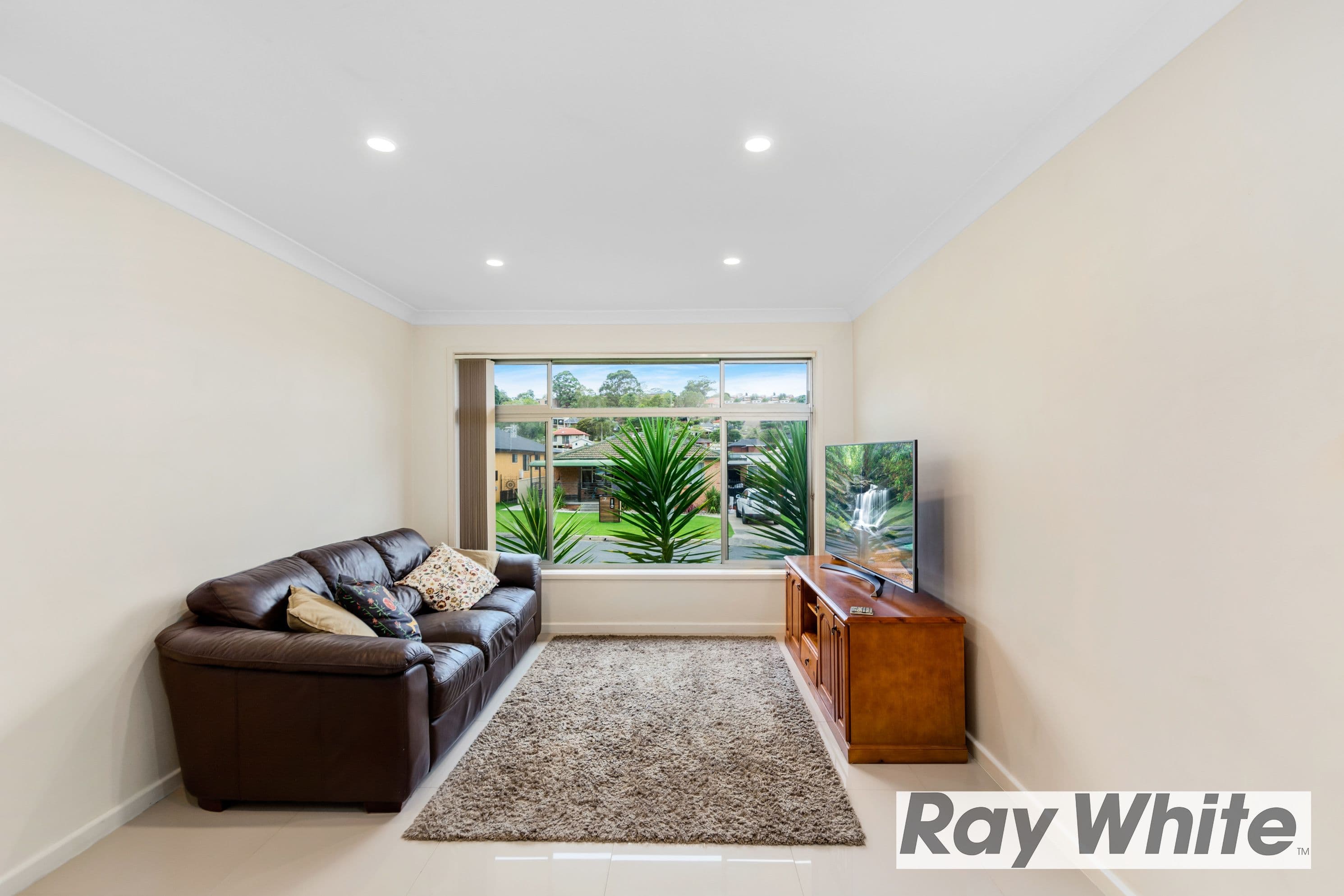16 Dimond Avenue, Kanahooka - Thumbnail 3