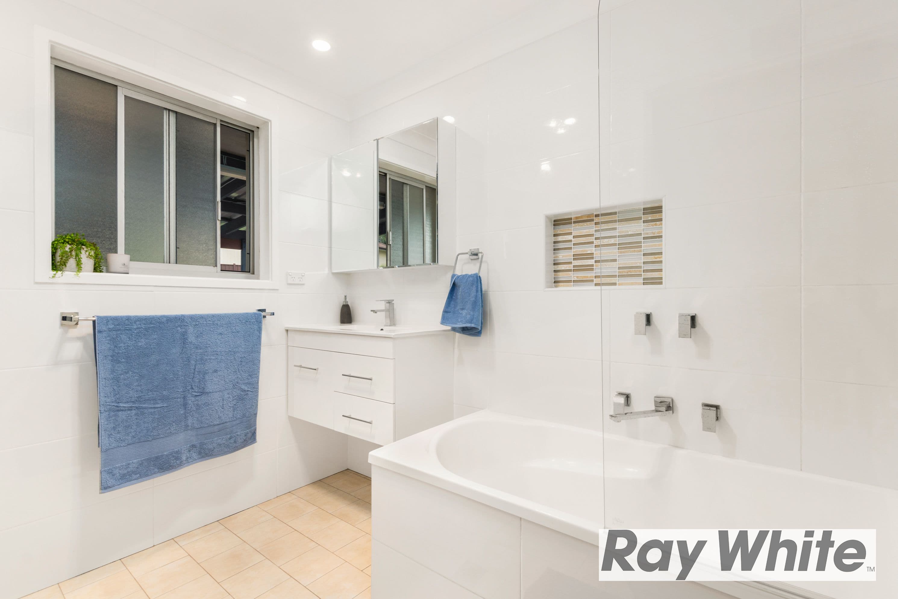 16 Dimond Avenue, Kanahooka - Thumbnail 5