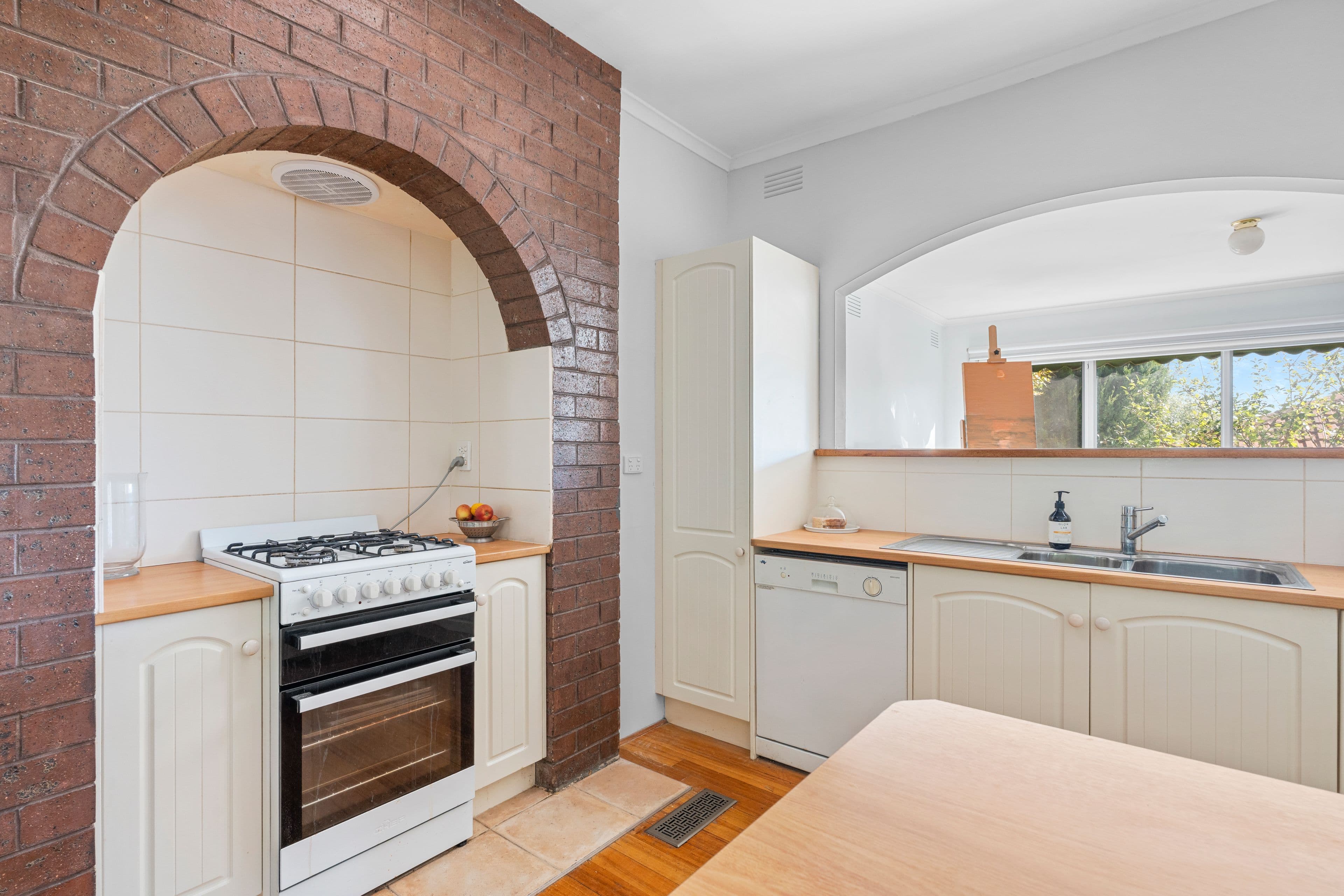 13 Bible Street, Eltham VIC 3095, Eltham - Thumbnail 7