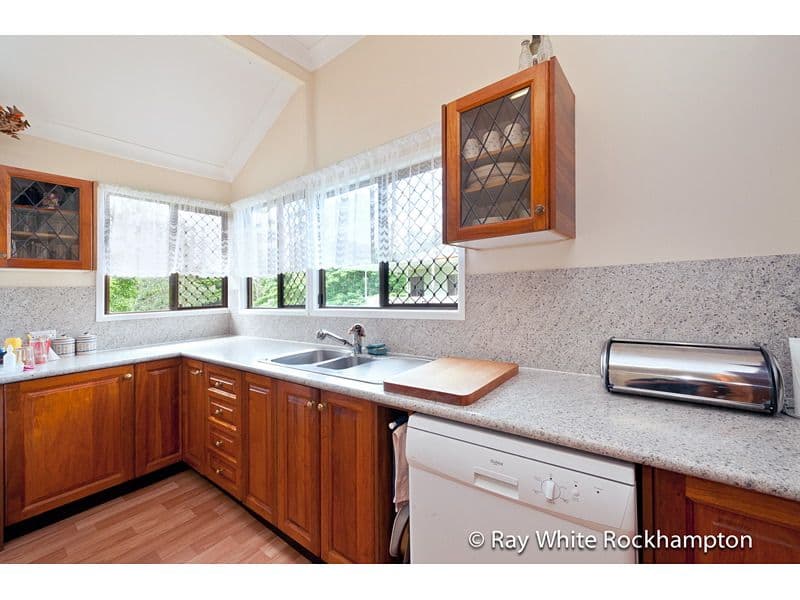 96 Randwick Street, BERSERKER QLD 4701, Berserker - Thumbnail 3