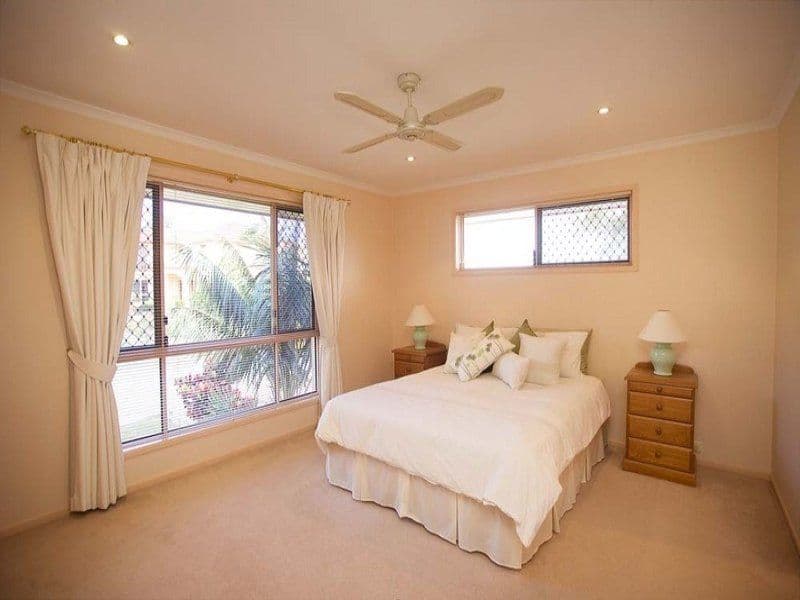 17 Golden Oak Crescent, CARINDALE QLD 4152, Carindale - Thumbnail 8