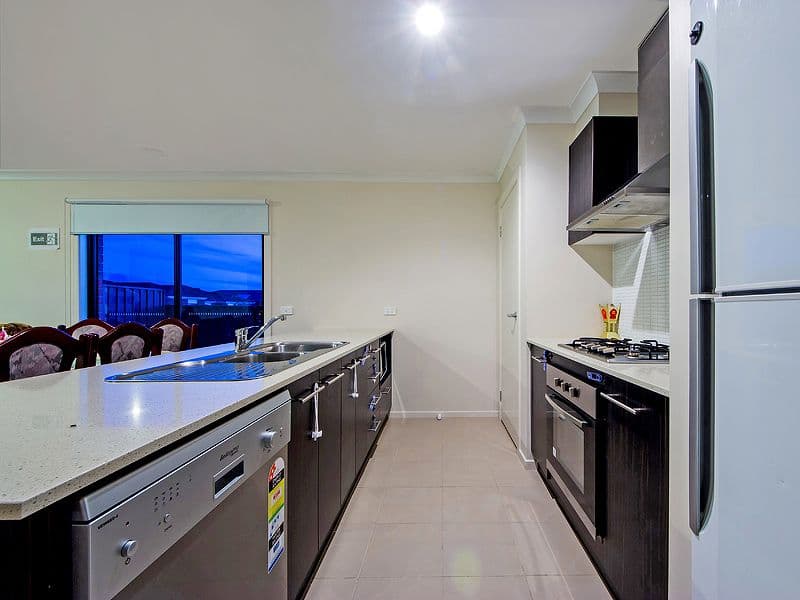 9 Wilandra Drive, TARNEIT VIC 3029, Tarneit - Thumbnail 3
