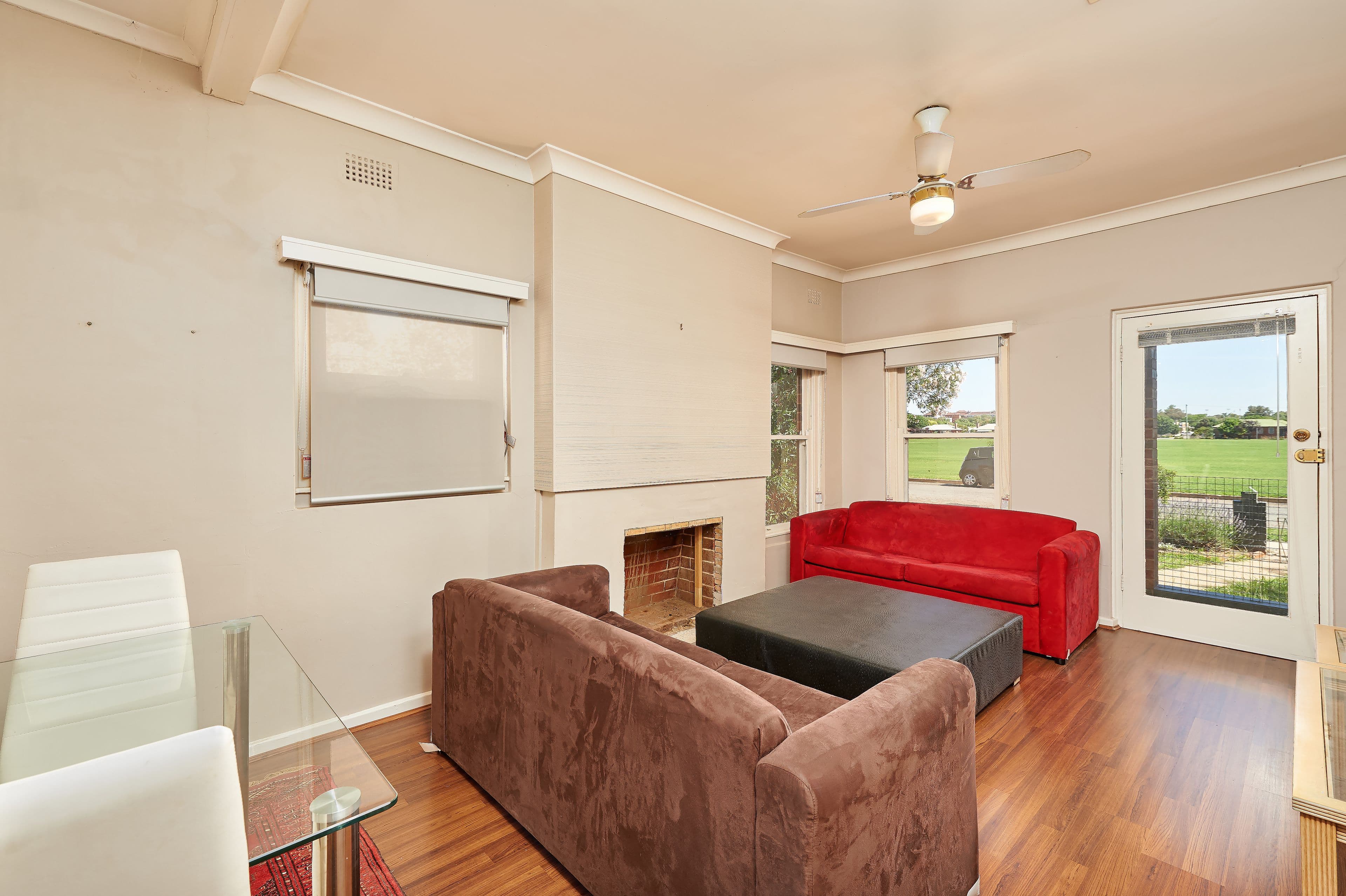 27 North Parade, Wagga Wagga - Thumbnail 2