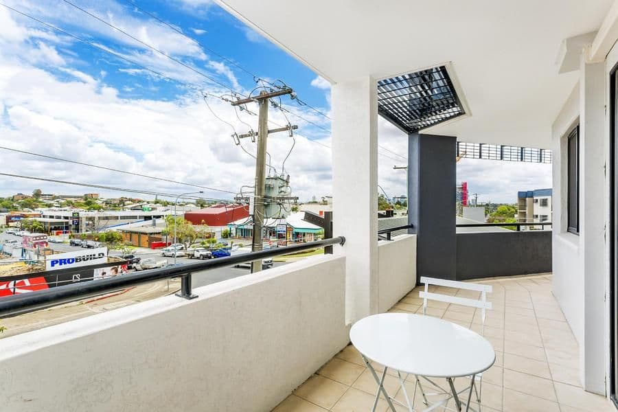 11 Kitchener Street, Coorparoo QLD 4151, Coorparoo - Thumbnail 5