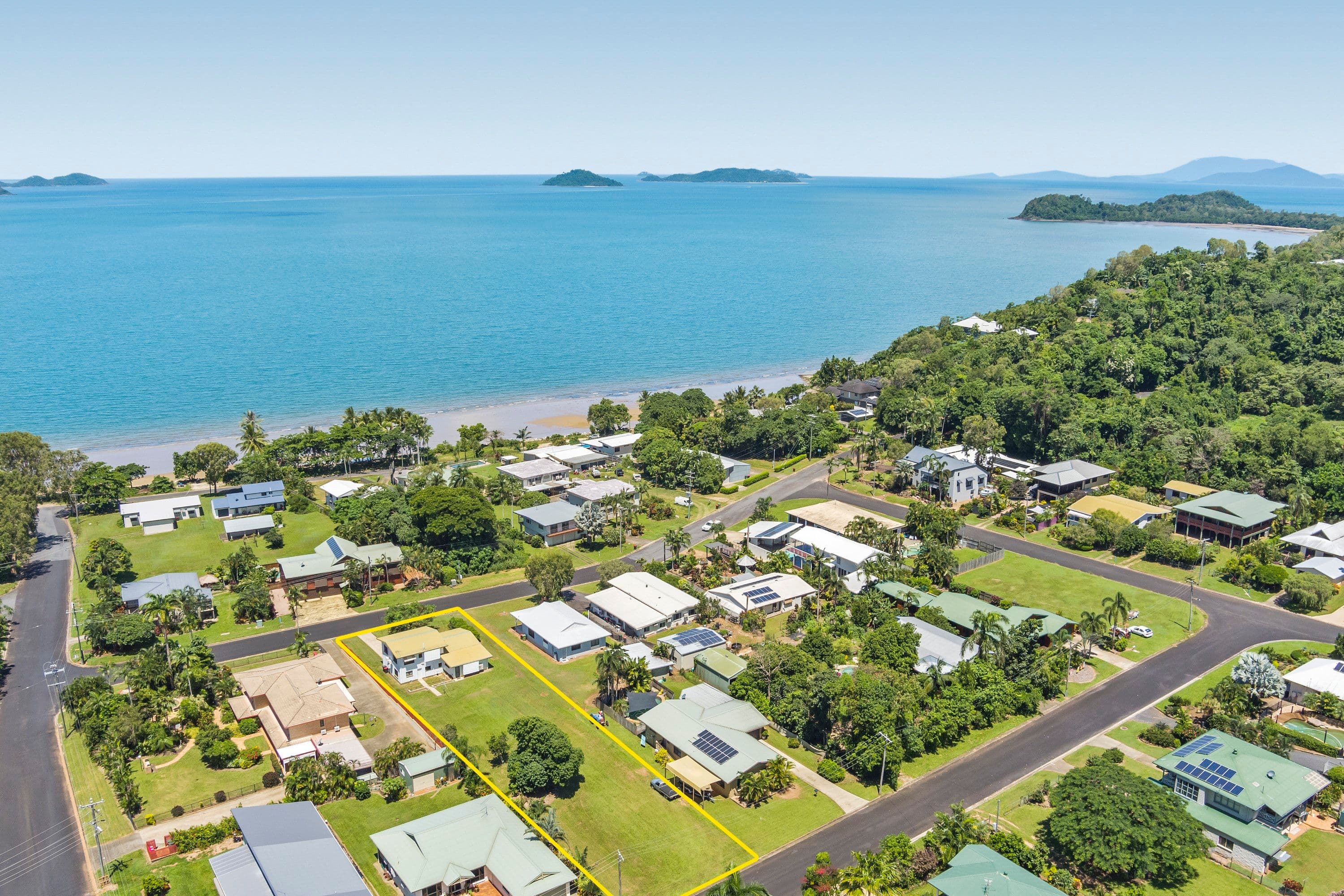 40 Mitchell Street, SOUTH MISSION QLD 4852, South Mission Beach - Thumbnail 2