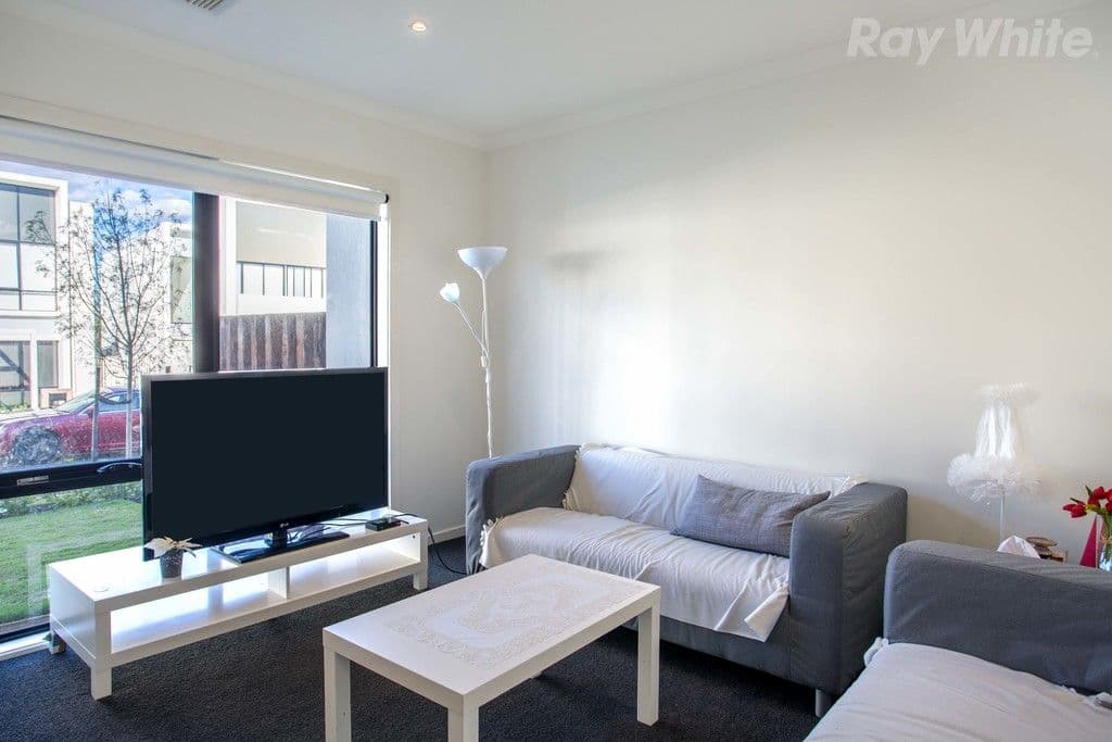 18 Manchester Crescent, Bundoora VIC 3083, Bundoora - Thumbnail 5