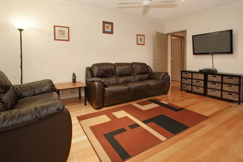 18 Napoleon Road, FERNTREE GULLY VIC 3156, Ferntree Gully - Thumbnail 5