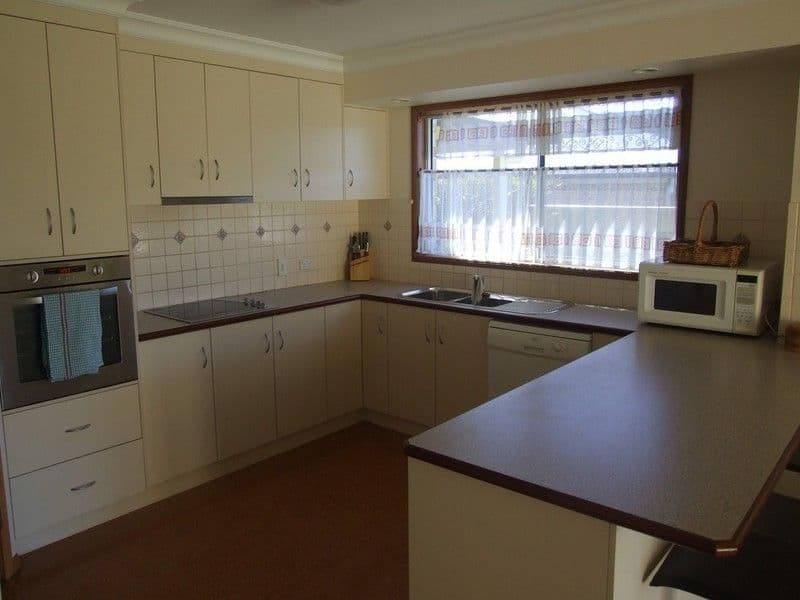3 Olsen Drive, CROWS NEST QLD 4355, Crows Nest - Thumbnail 5