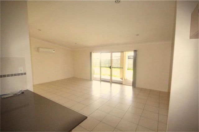48 Whitehaven Drive, BLACKS BEACH QLD 4740, Blacks Beach - Thumbnail 7
