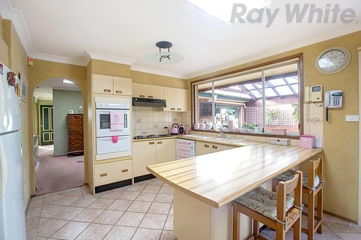 13 Usher Close, Abbotsbury NSW 2176, Abbotsbury - Thumbnail 2