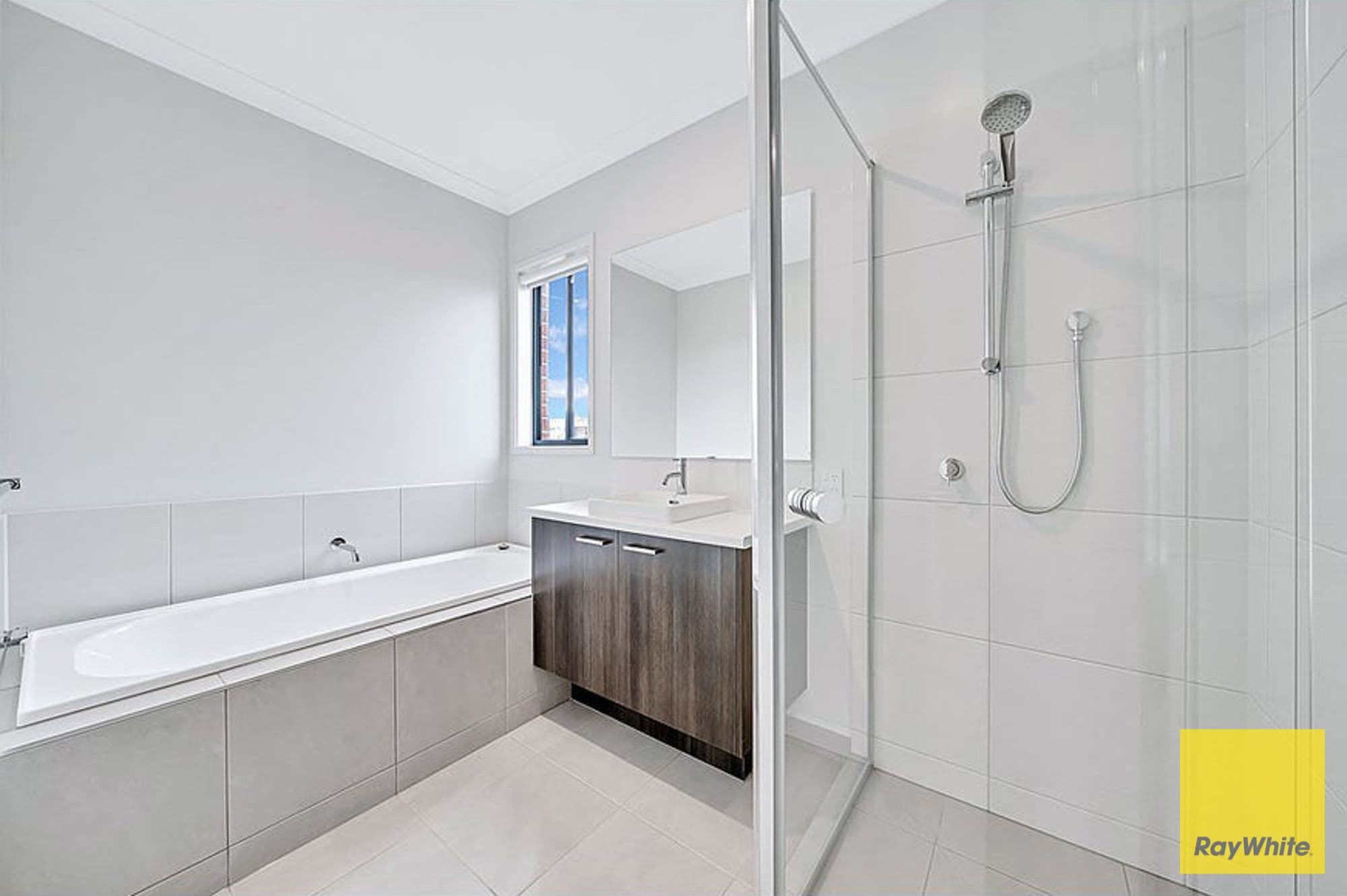 10 Willowmoore Grove, Tarneit VIC 3029, Tarneit - Thumbnail 4