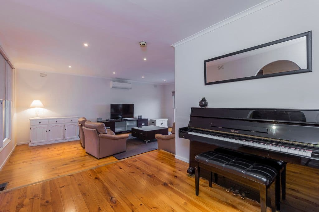 47 Culzean Crescent, Highton VIC 3216, Highton - Thumbnail 6