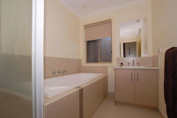11 Mulberry Court, CRANBOURNE NORTH VIC 3977, Cranbourne North - Thumbnail 5
