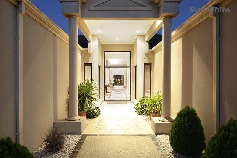 36 Toledo Crescent, Point Cook VIC 3030, Point Cook - Thumbnail 2