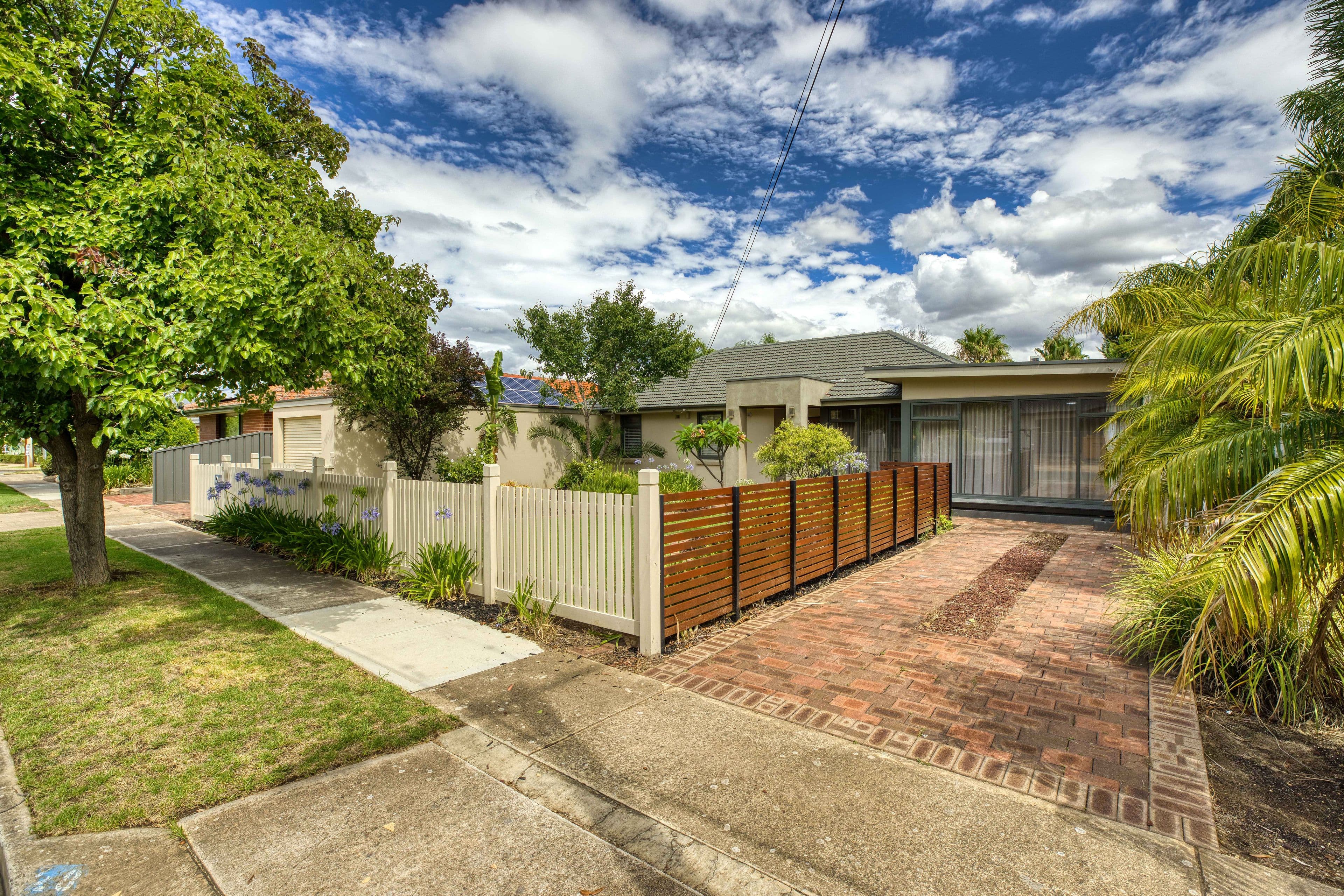 28 Meredith Avenue, Glengowrie SA 5044, Glengowrie - Thumbnail 3