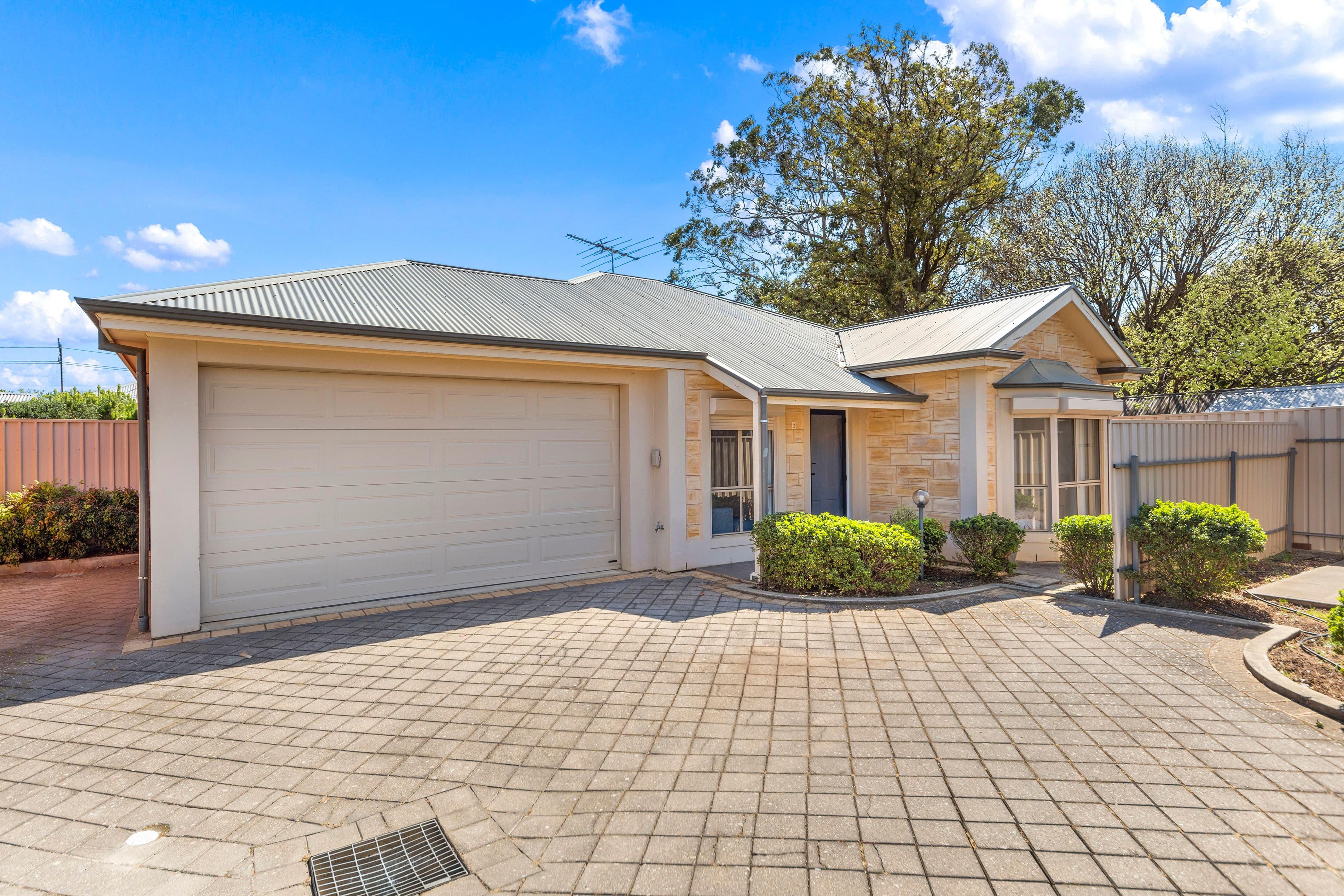 9 Maurice Avenue, Rostrevor SA 5073, Rostrevor - Image 1
